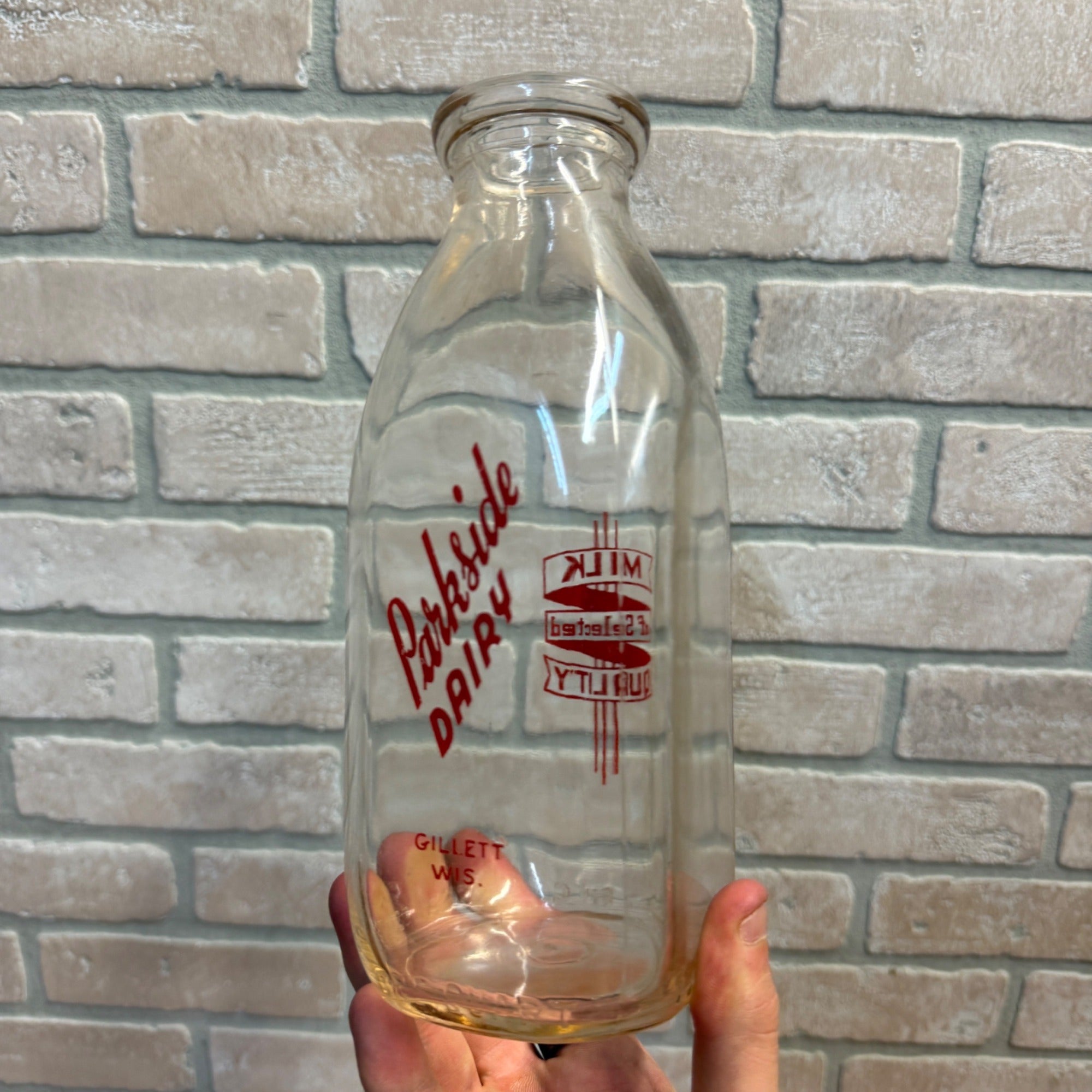 Vintage Quart Milk Bottle Parkside Dairy Gillett Wisconsin 1953