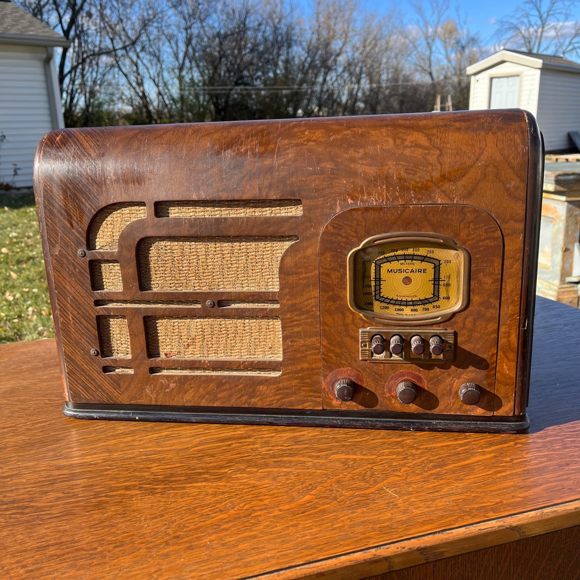 Vintage Art Deco 1940s Musicaire Table Radio Bluetooth Converted Music Player