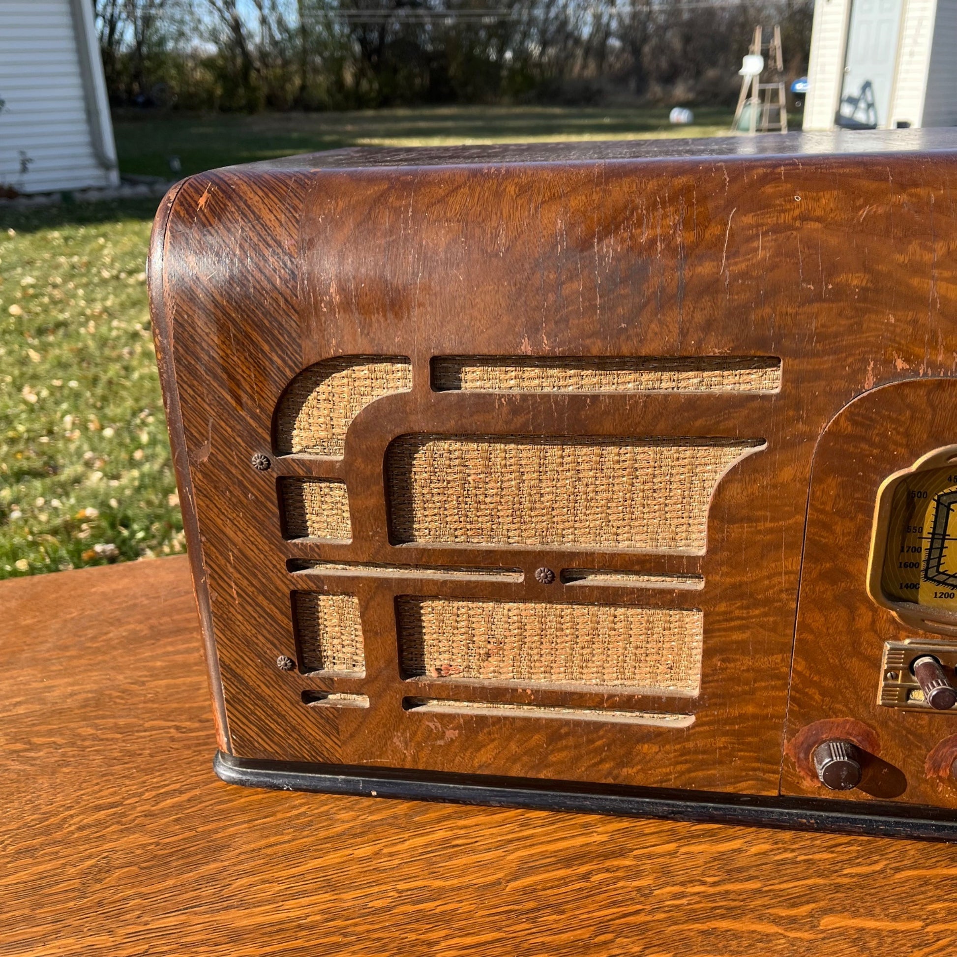 Vintage Art Deco 1940s Musicaire Table Radio Bluetooth Converted Music Player