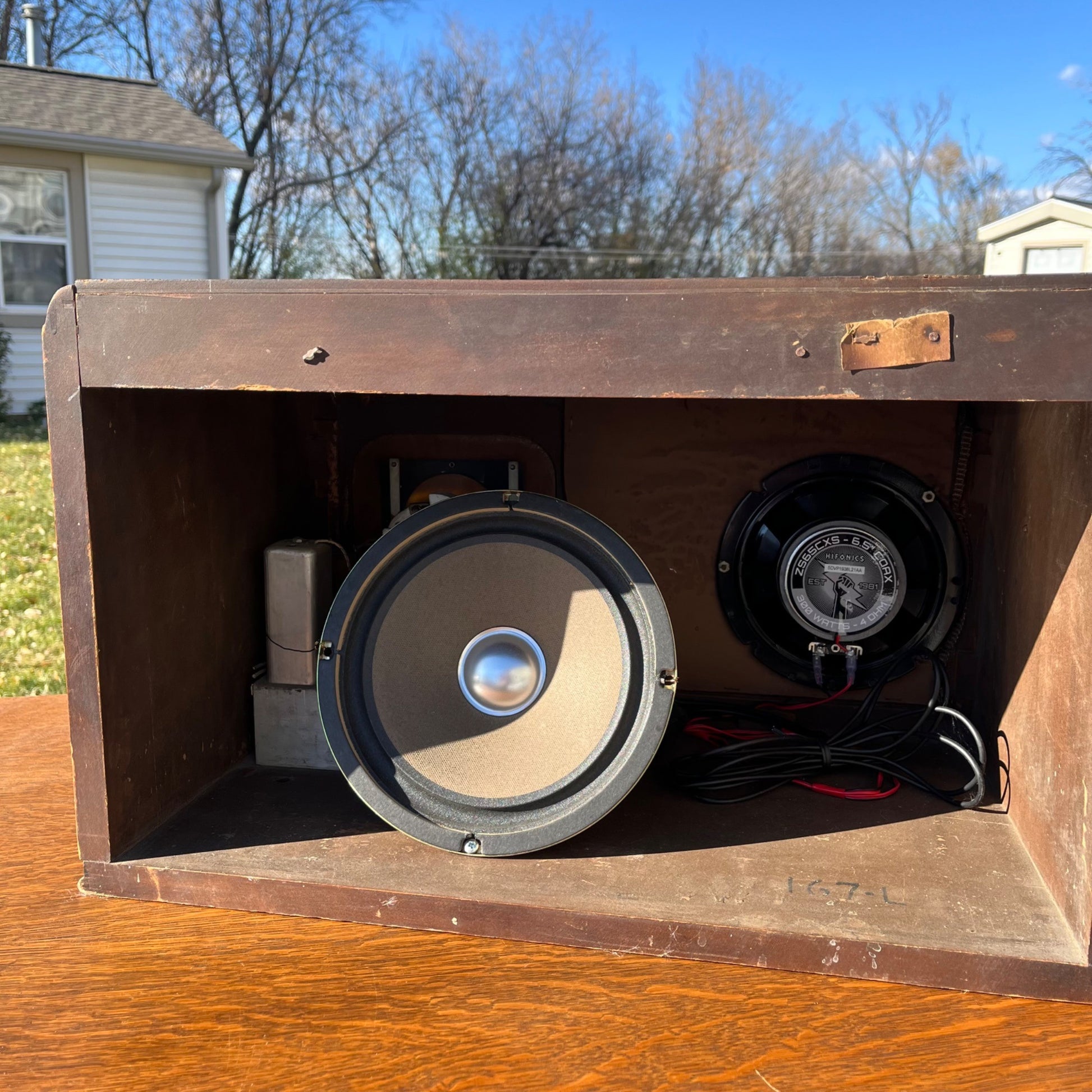 Vintage Art Deco 1940s Musicaire Table Radio Bluetooth Converted Music Player