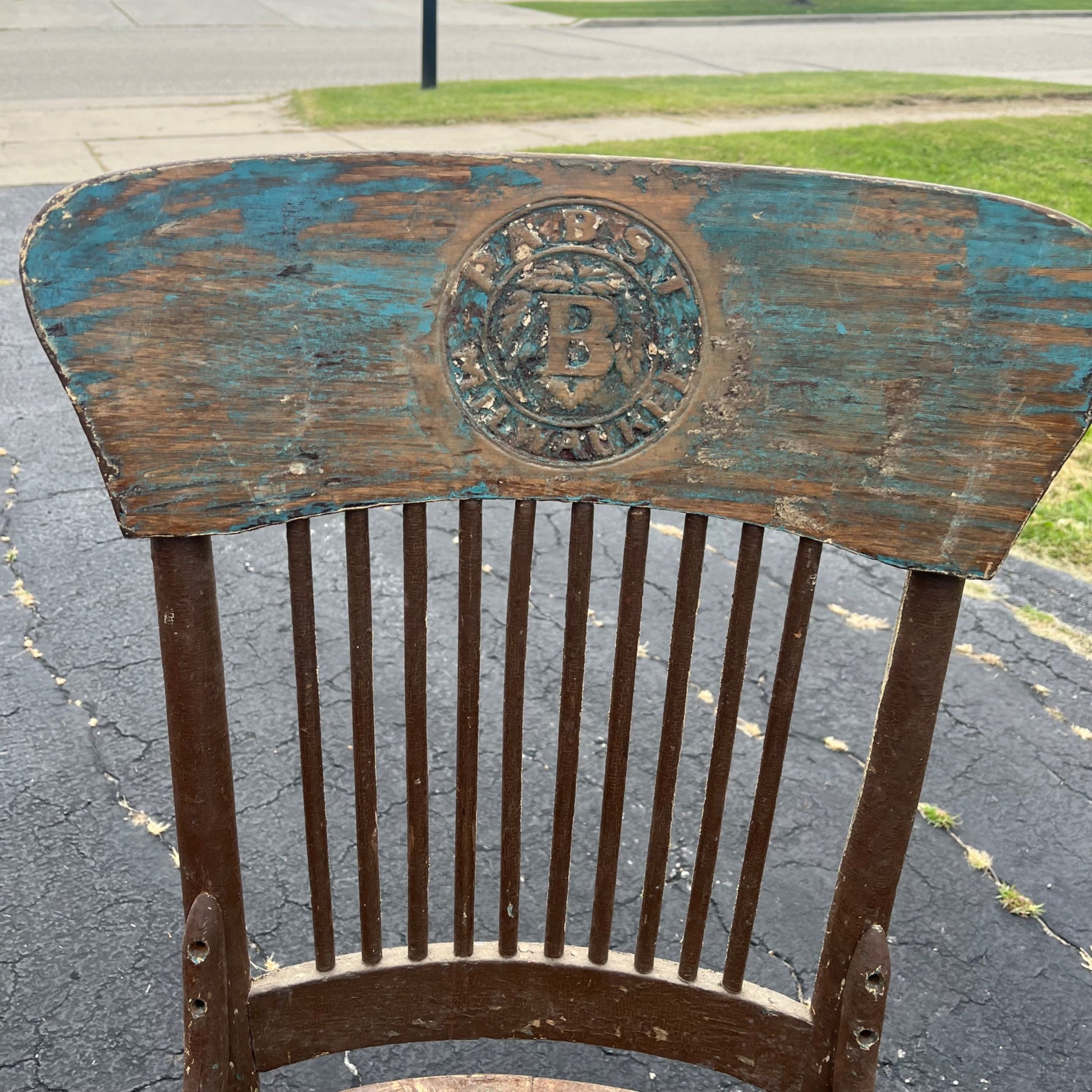 Antique Pabst Beer Brewery Milwaukee Wis Pre-Prohibition Saloon Tavern Oak Chair Pressed Back
