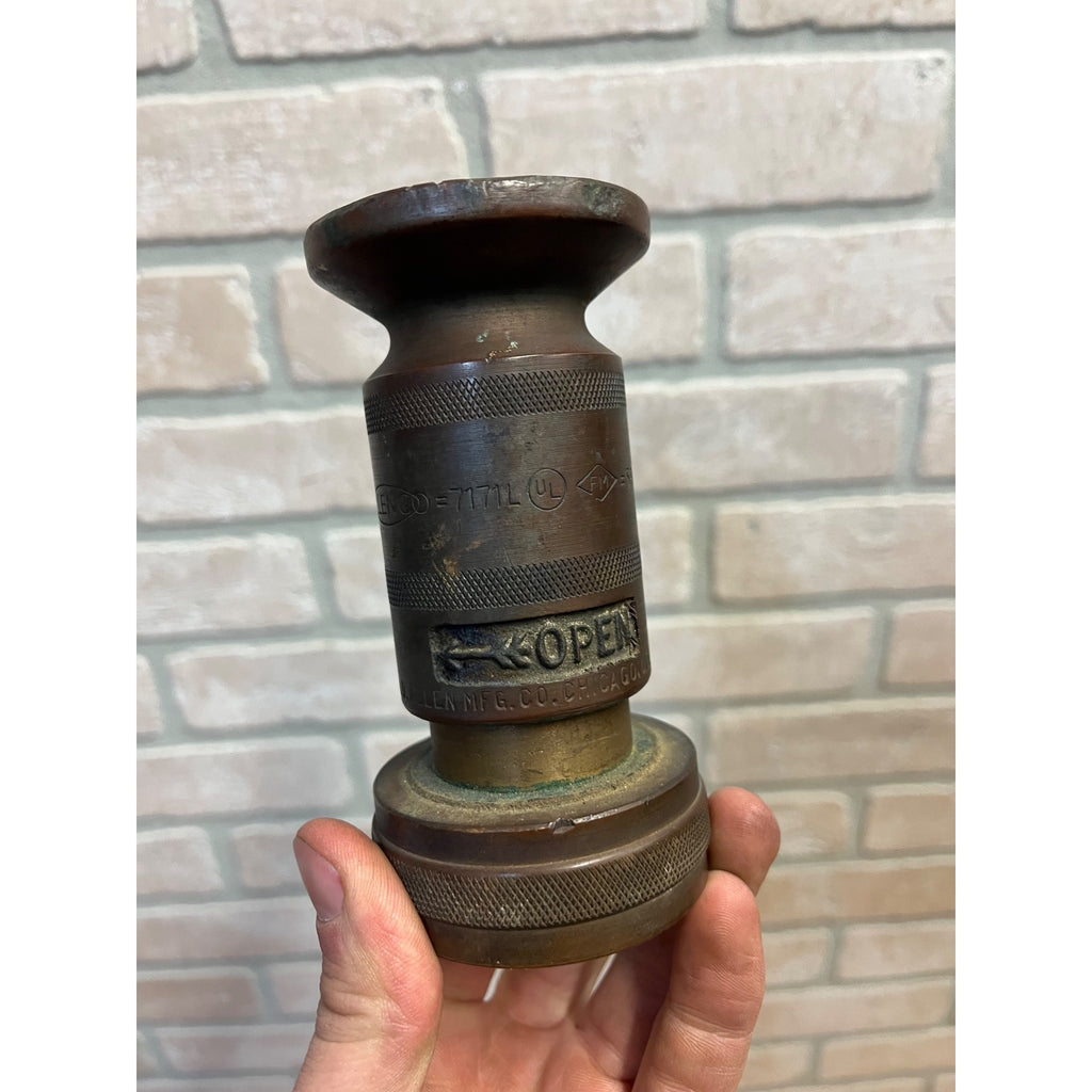 Antique Vintage W.D. Allen Solid Brass Short Hose 4.5" Nozzle Spray Nozzle 7171L