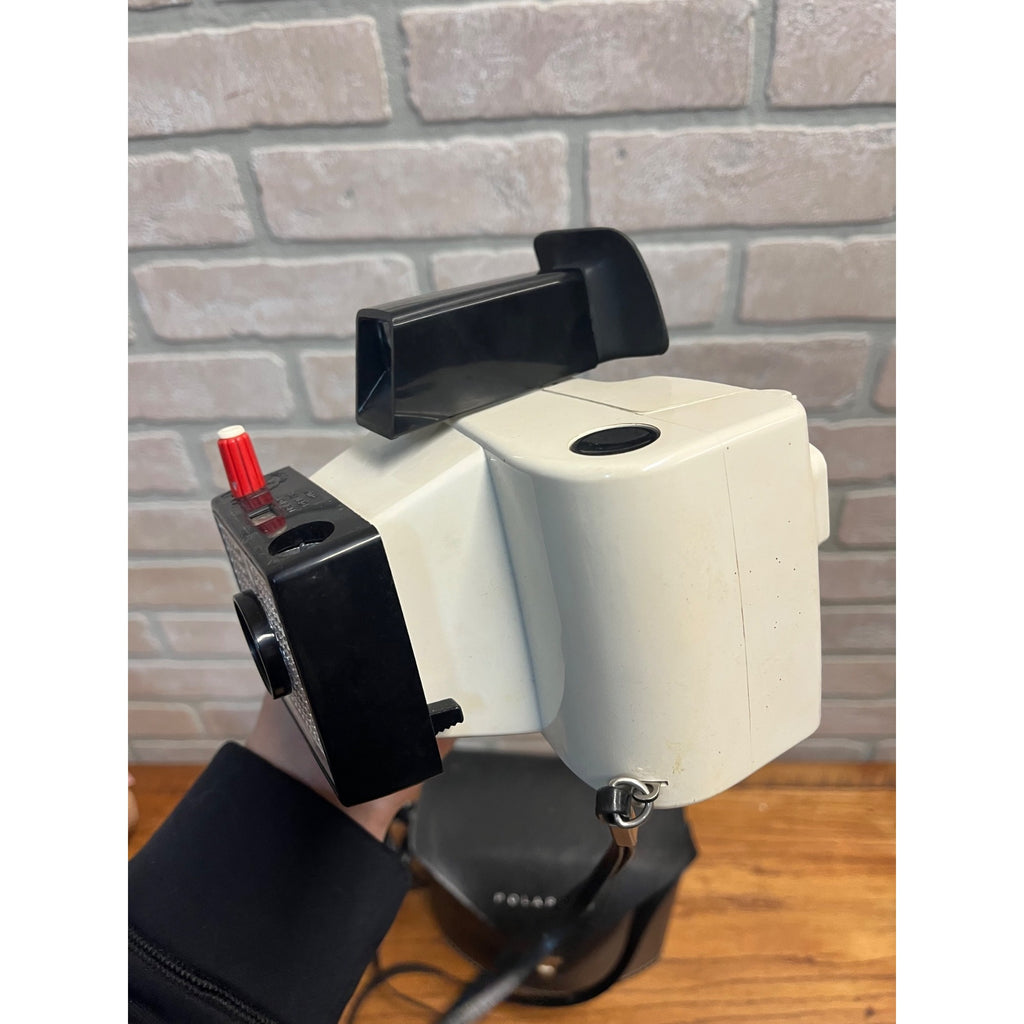 Vintage Polaroid Land Camera Swinger Model 20 w/ Carrying Case -- Untested