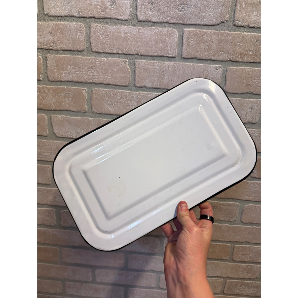 White Enamelware Pan with Lid Refrigerator Storage Crisper Box Rectangle Enamel