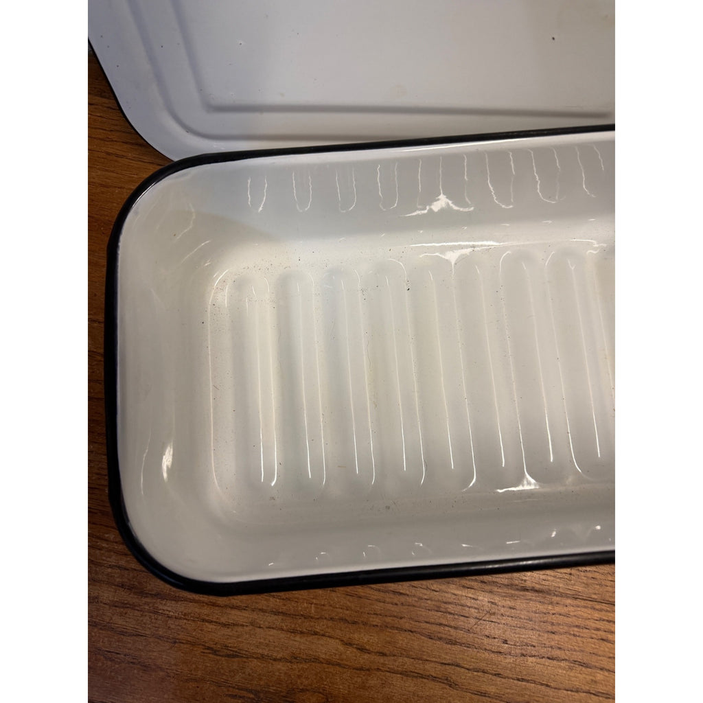 White Enamelware Pan with Lid Refrigerator Storage Crisper Box Rectangle Enamel