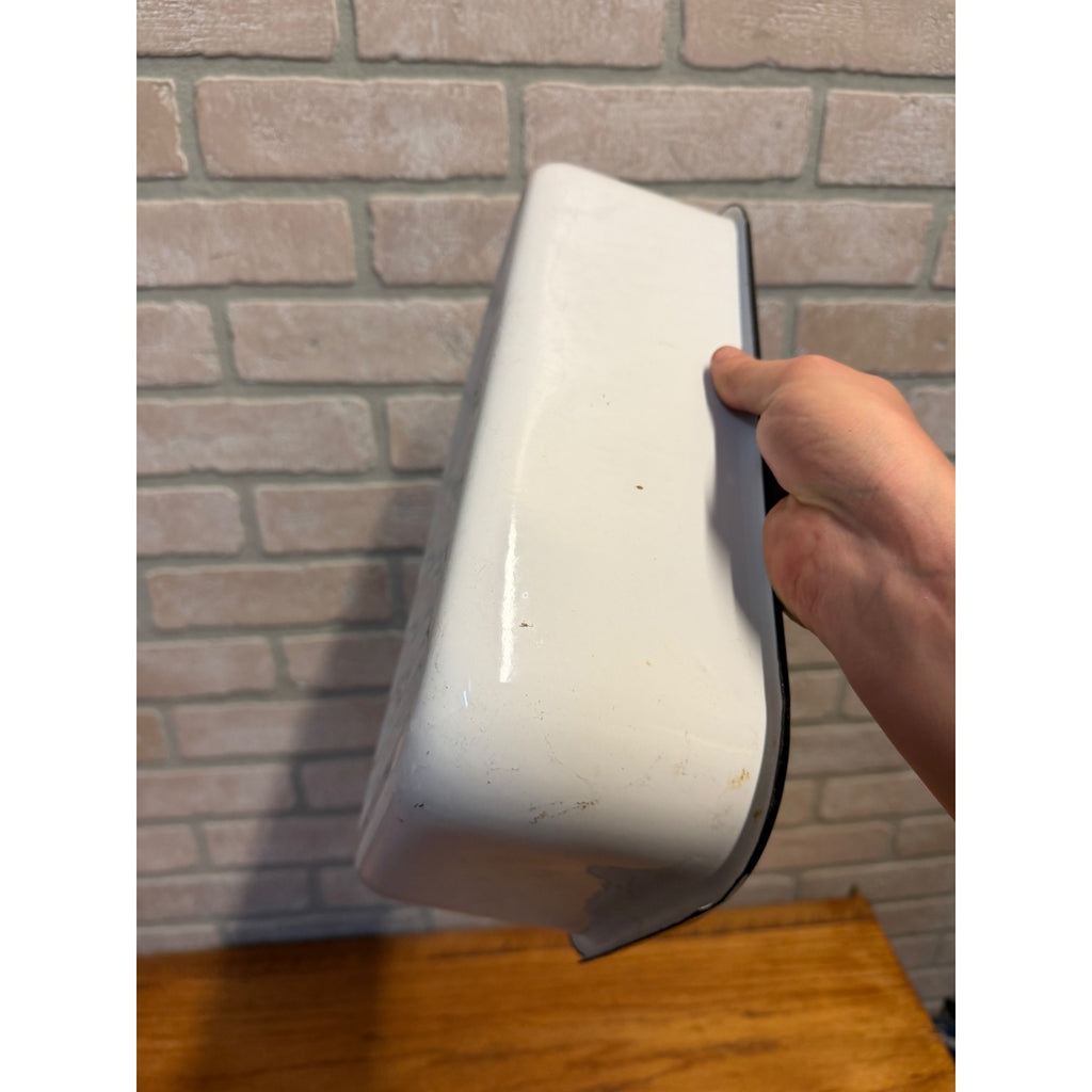 White Enamelware Pan with Lid Refrigerator Storage Crisper Box Rectangle Enamel