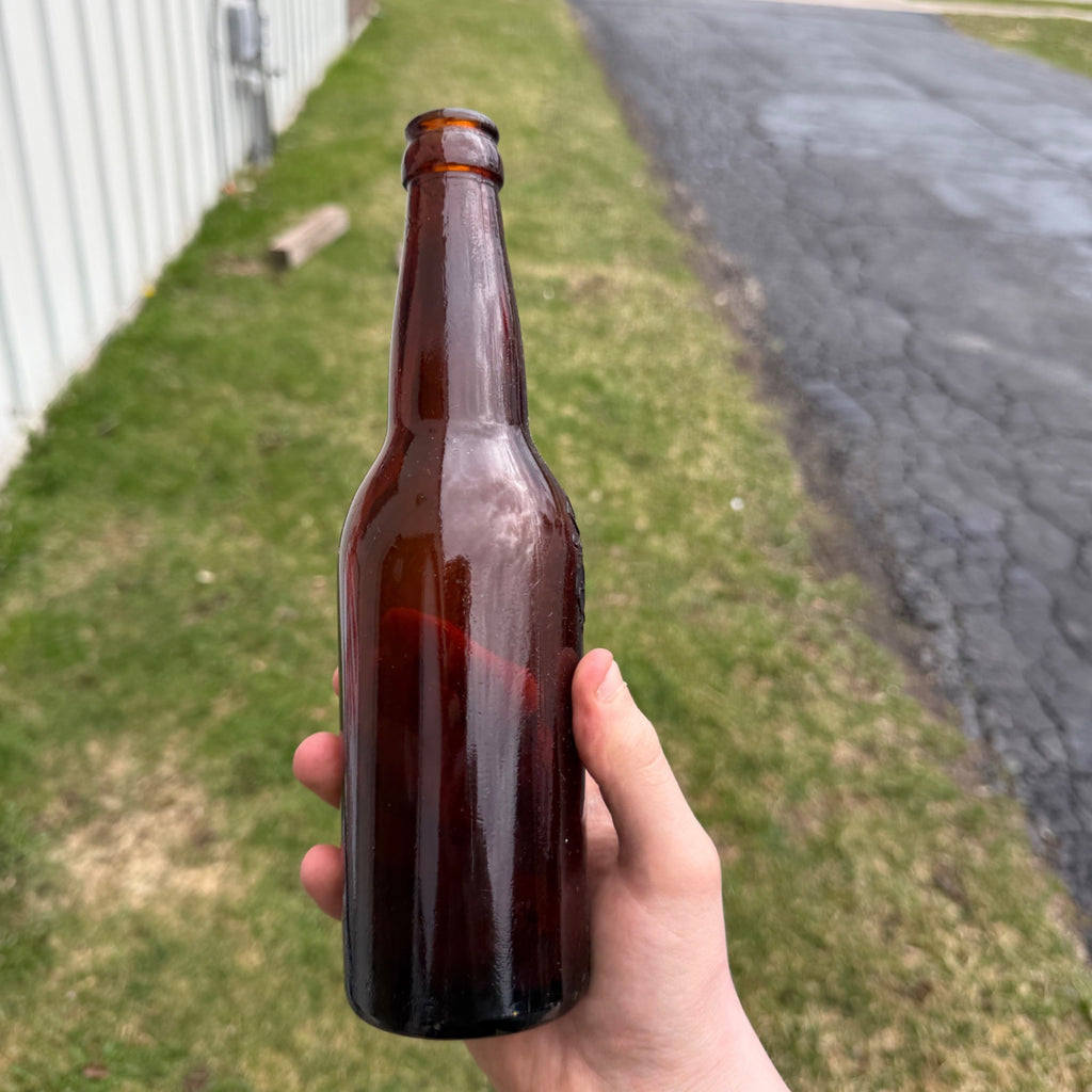 Vintage Pre-Pro Fox Head Waukesha Wisconsin Amber Embossed Beer Bottle WI Wis