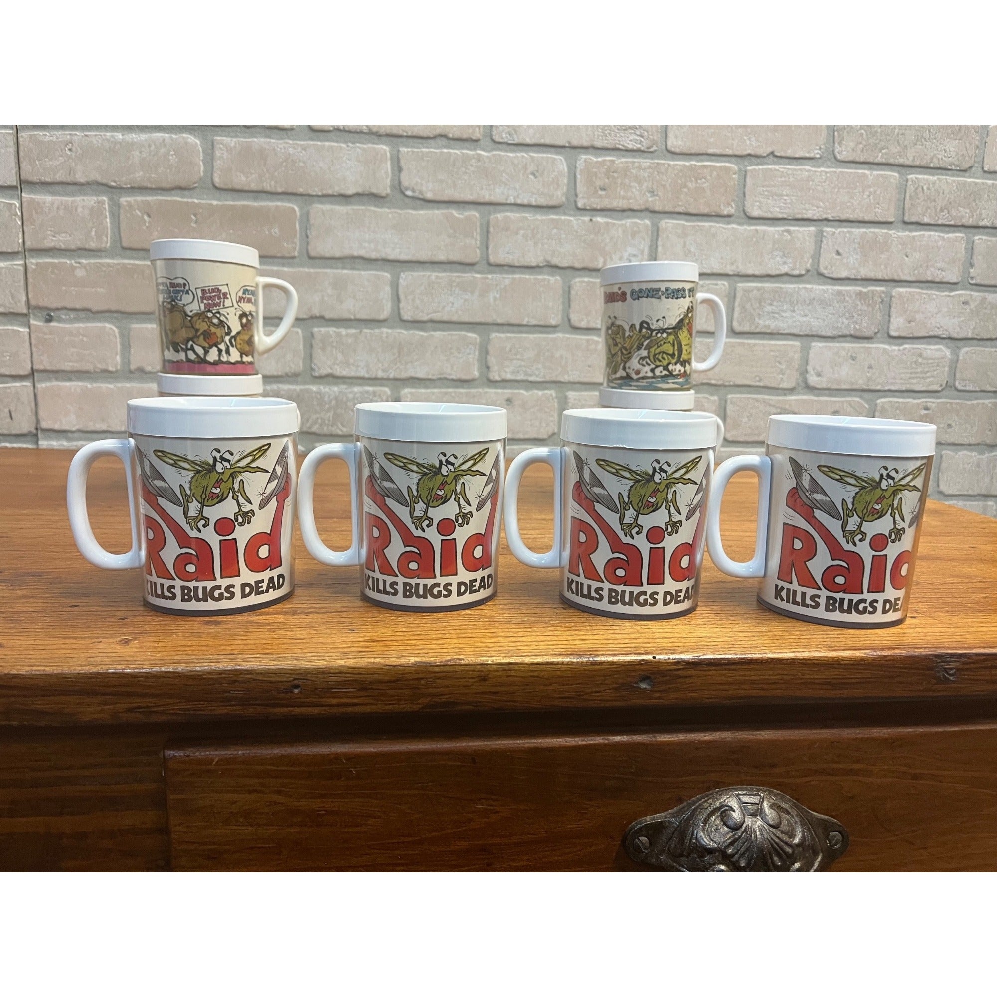 Vintage Raid Bug Spray Killer Promo Mugs West Bend Thermo-Serv Advertising