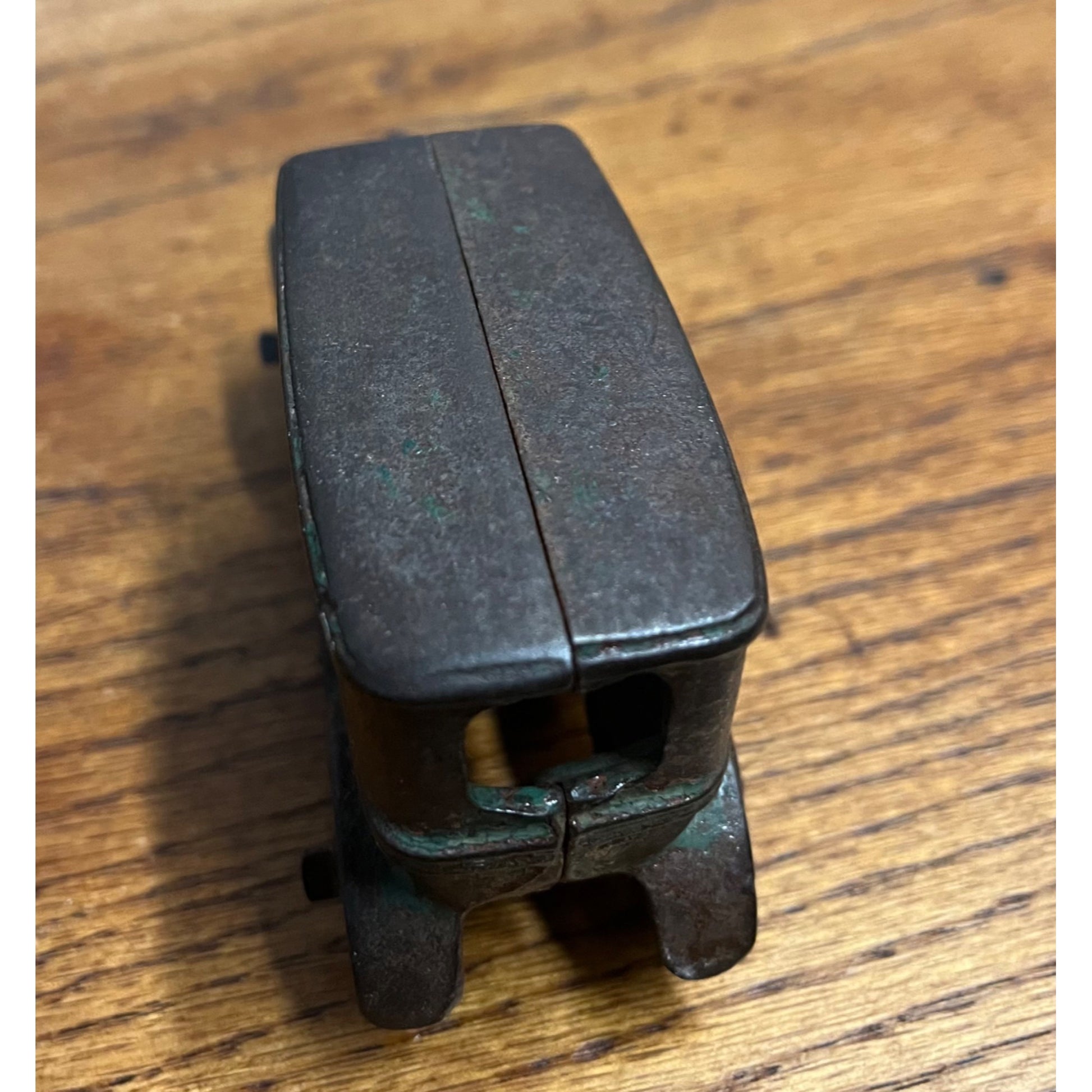 Arcade Cast Iron 1920s Ford Model T Tudor Green Sedan Toy Car