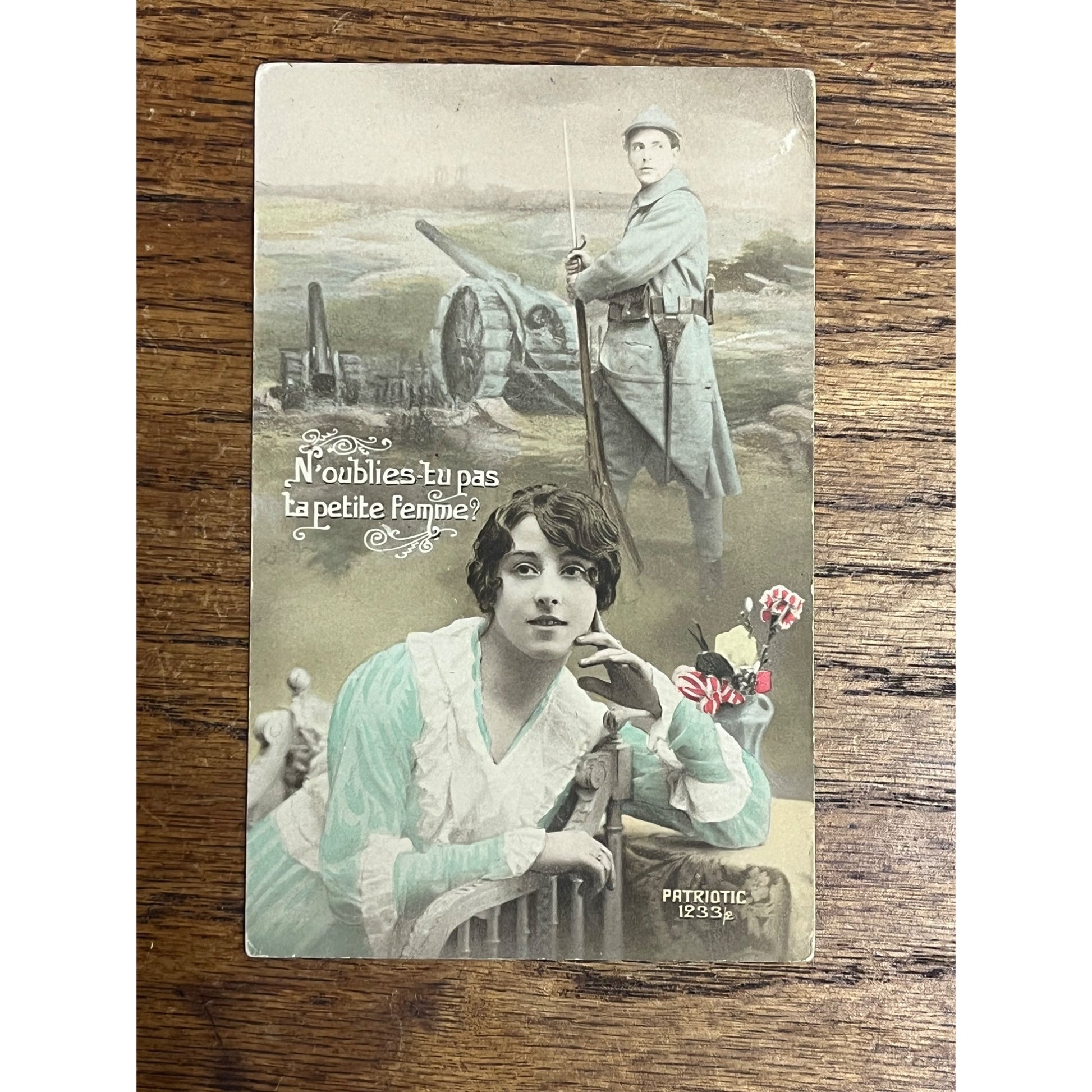 French WW1 WWI Colored Postcard Patriotic Don't Forget Woman World War