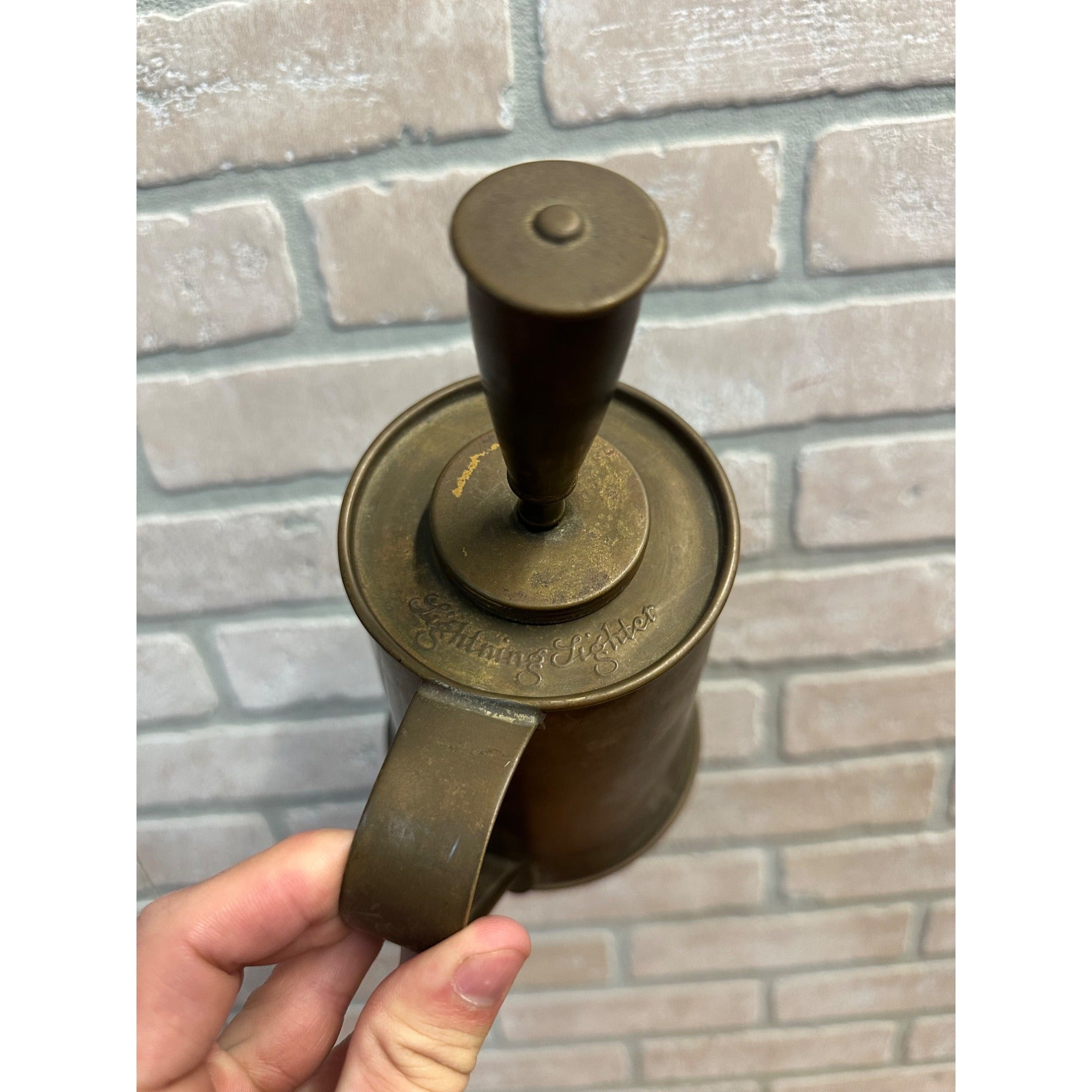 VINTAGE ANTIQUE BRASS LIGHTNING LIGHTER FIRE STARTER - FIREPLACE WOOD STOVE