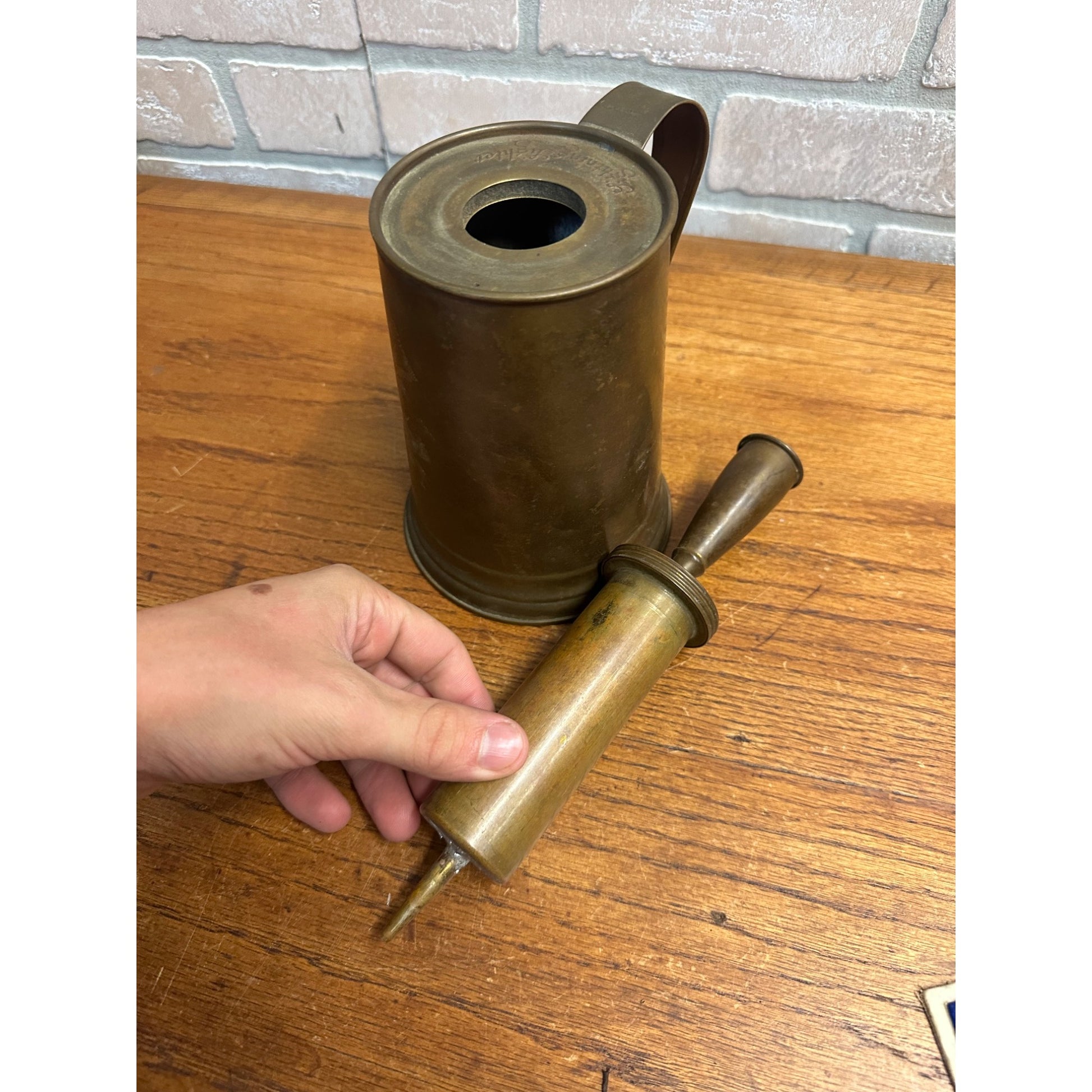 VINTAGE ANTIQUE BRASS LIGHTNING LIGHTER FIRE STARTER - FIREPLACE WOOD STOVE