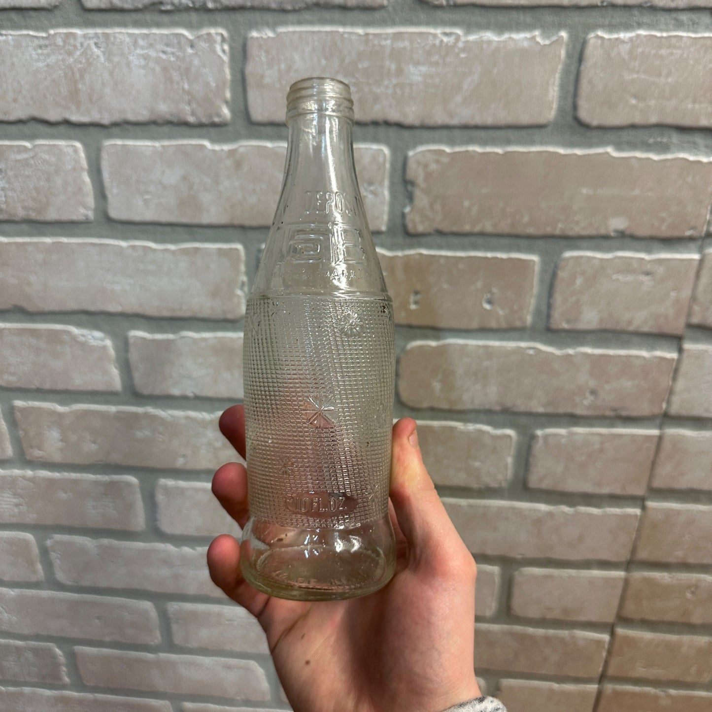 Vintage TAB Cola Starburst 10oz NO Deposit Glass Soda Bottle