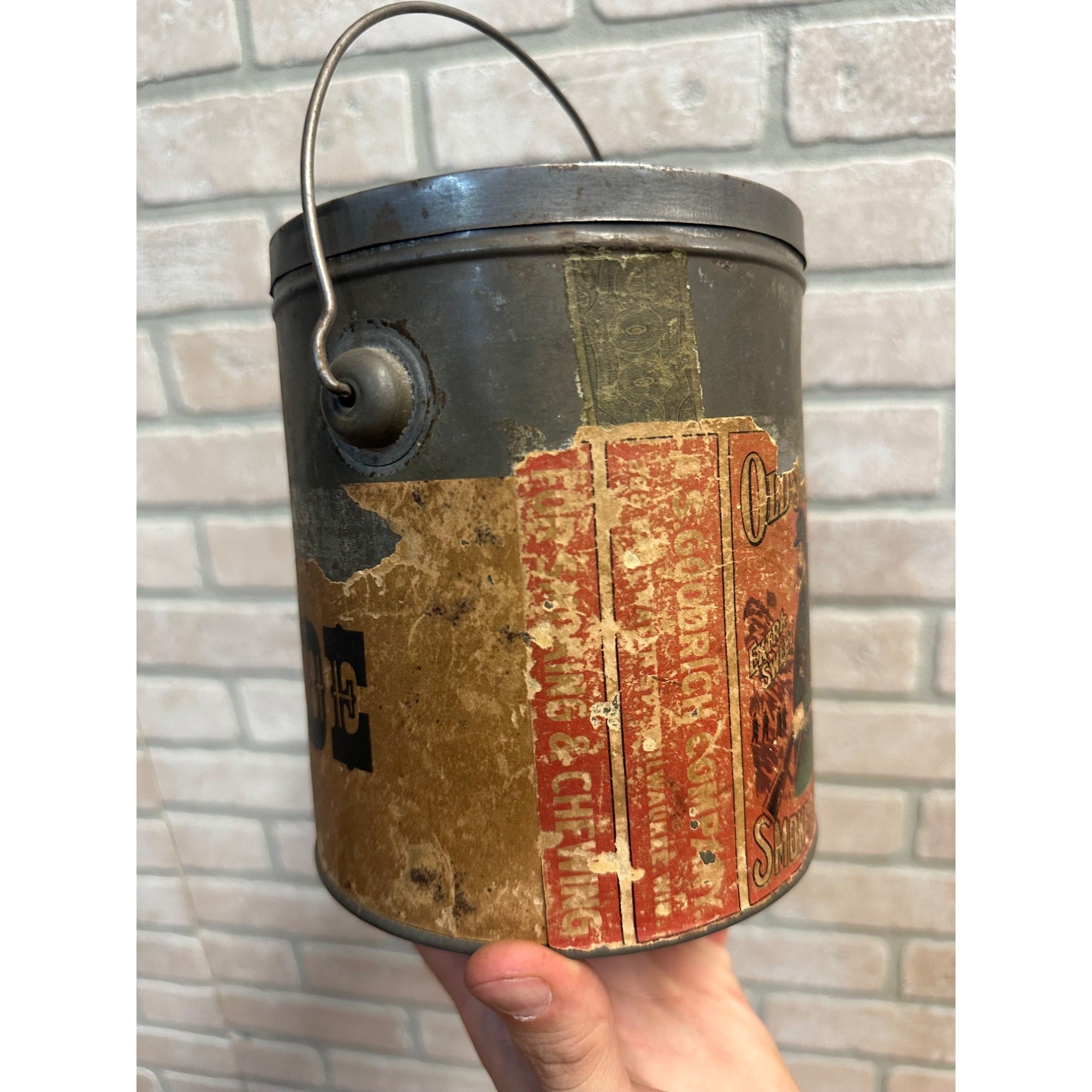 Early 1900s Goodrich Milwaukee "Old Soldier" Tobacco Empty Tin Pail Bucket Paper Label