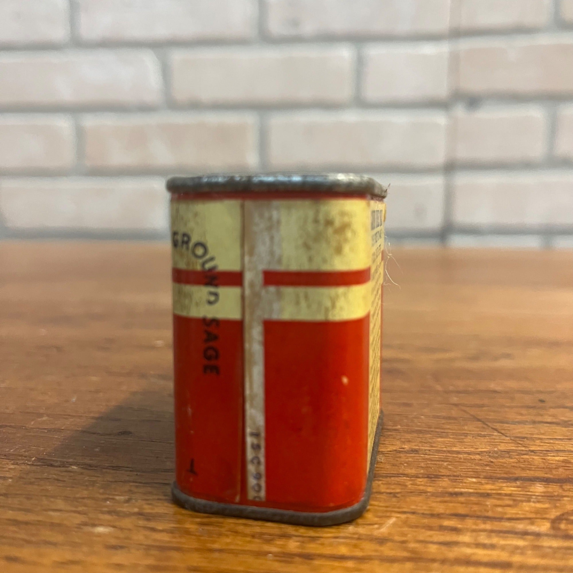 Vintage Leadway Sage Chciago IL Spice Tin Kitchen Decor