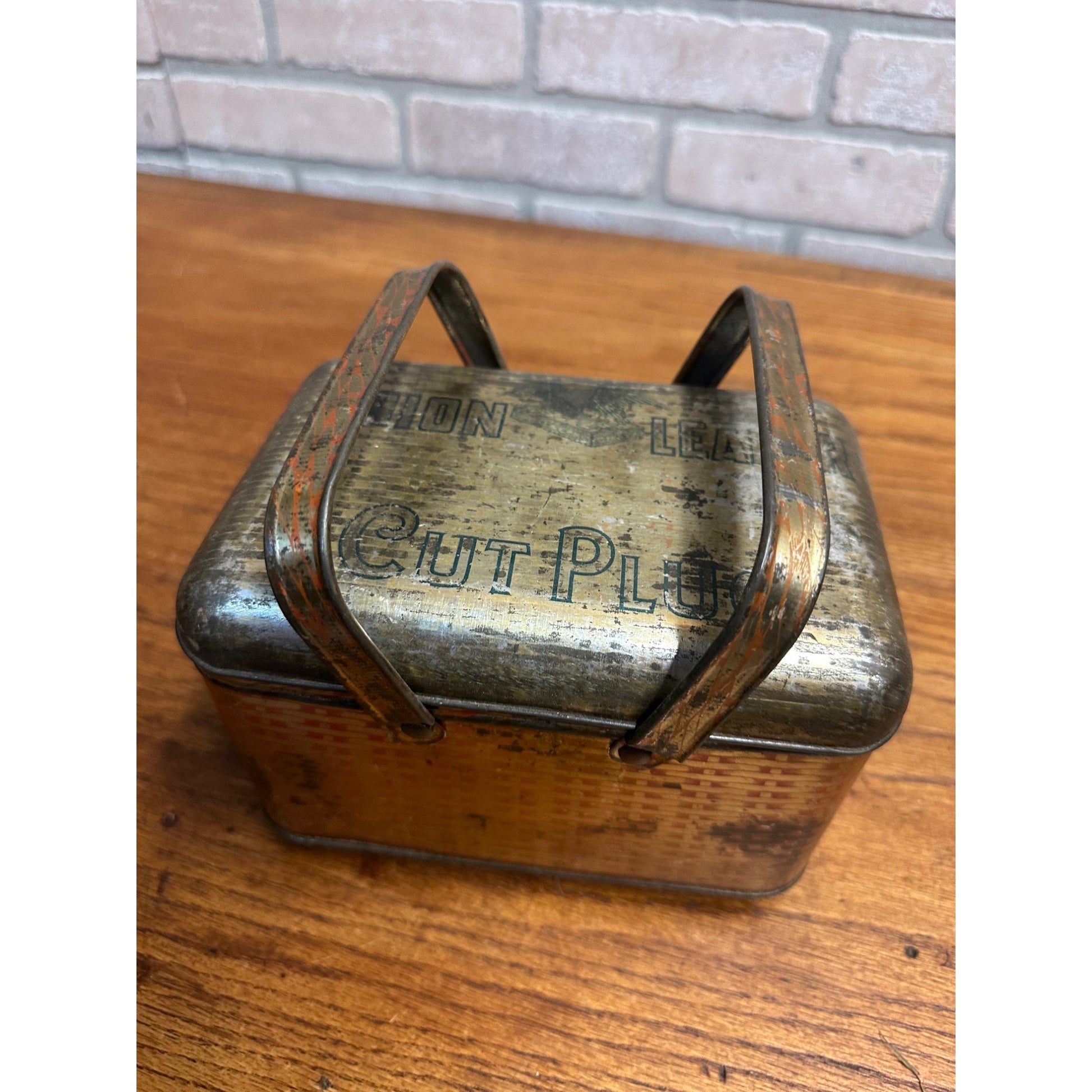 Vintage 1900s UNION LEADER Cut Plug Tobacco Advertising Tin Lunch Box