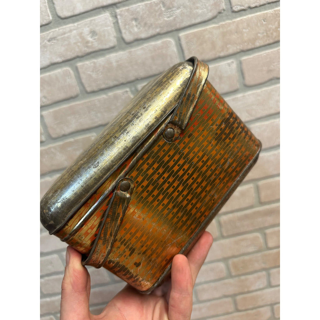 Vintage 1900s UNION LEADER Cut Plug Tobacco Advertising Tin Lunch Box