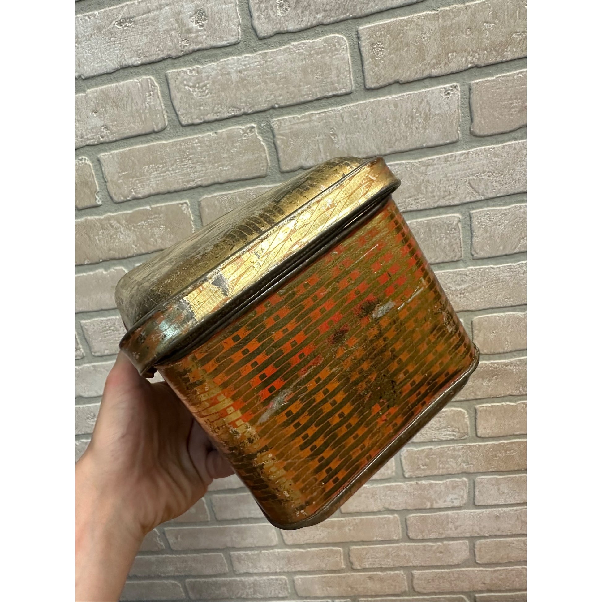 Vintage 1900s UNION LEADER Cut Plug Tobacco Advertising Tin Lunch Box