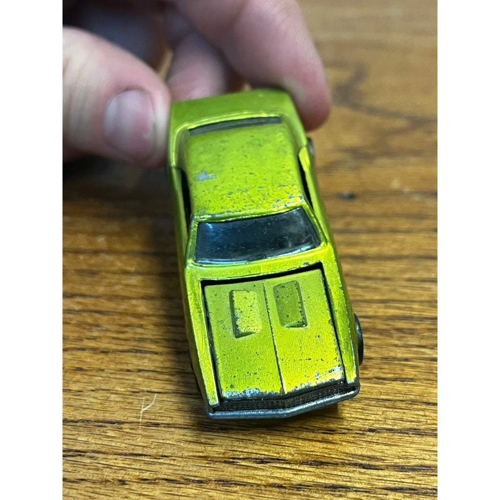 Vintage Hot Wheels Redline 1967 Custom Camaro Antifreeze US Base -- Excellent