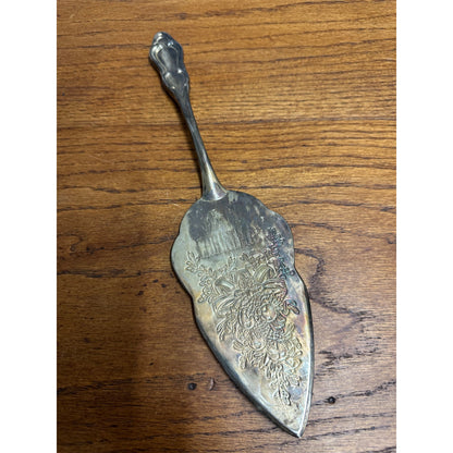 Vintage International Silver Co Merry Christmas Pie Server Silver Plated
