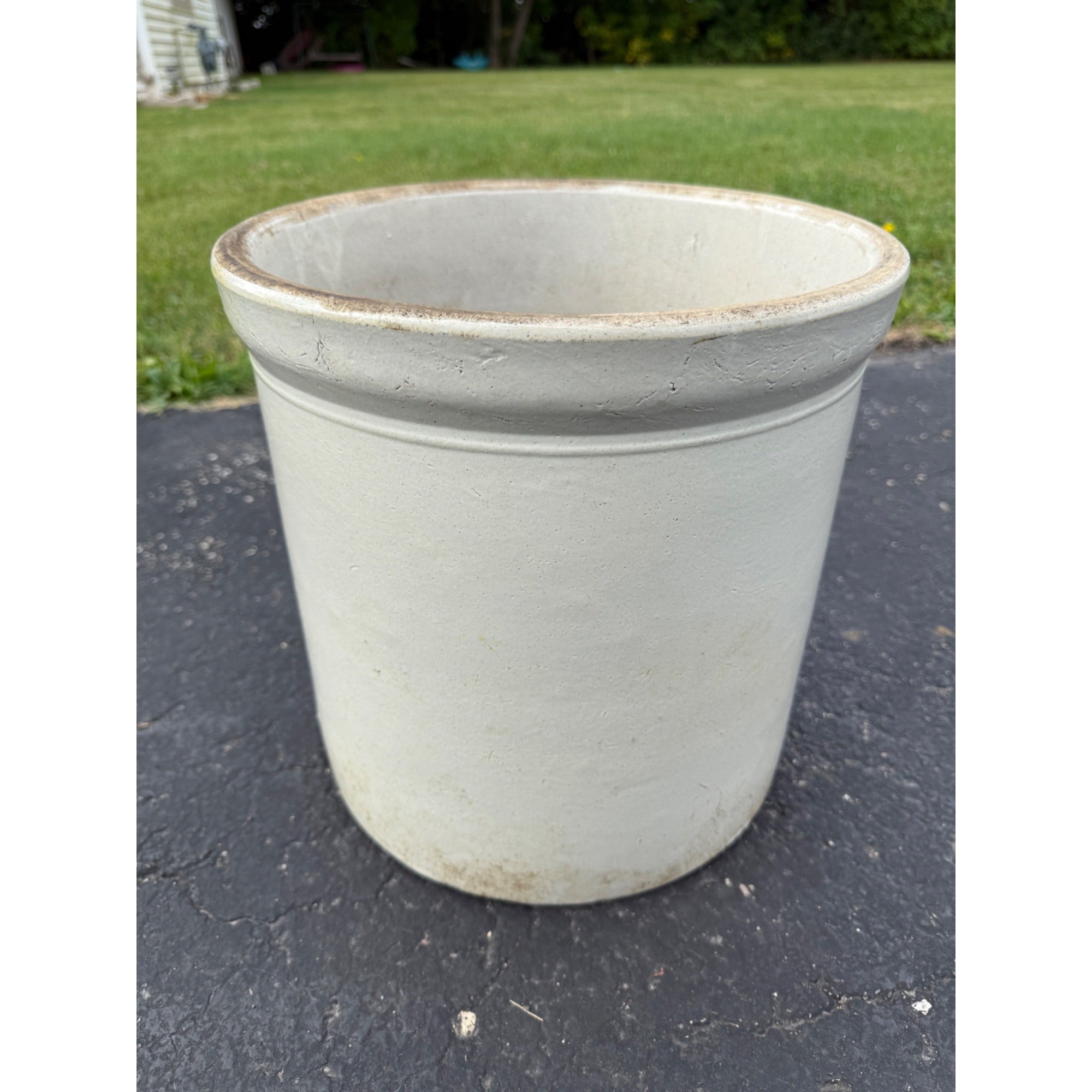 5 Gallon Western White Glazed Stoneware Crock Maple Leaf