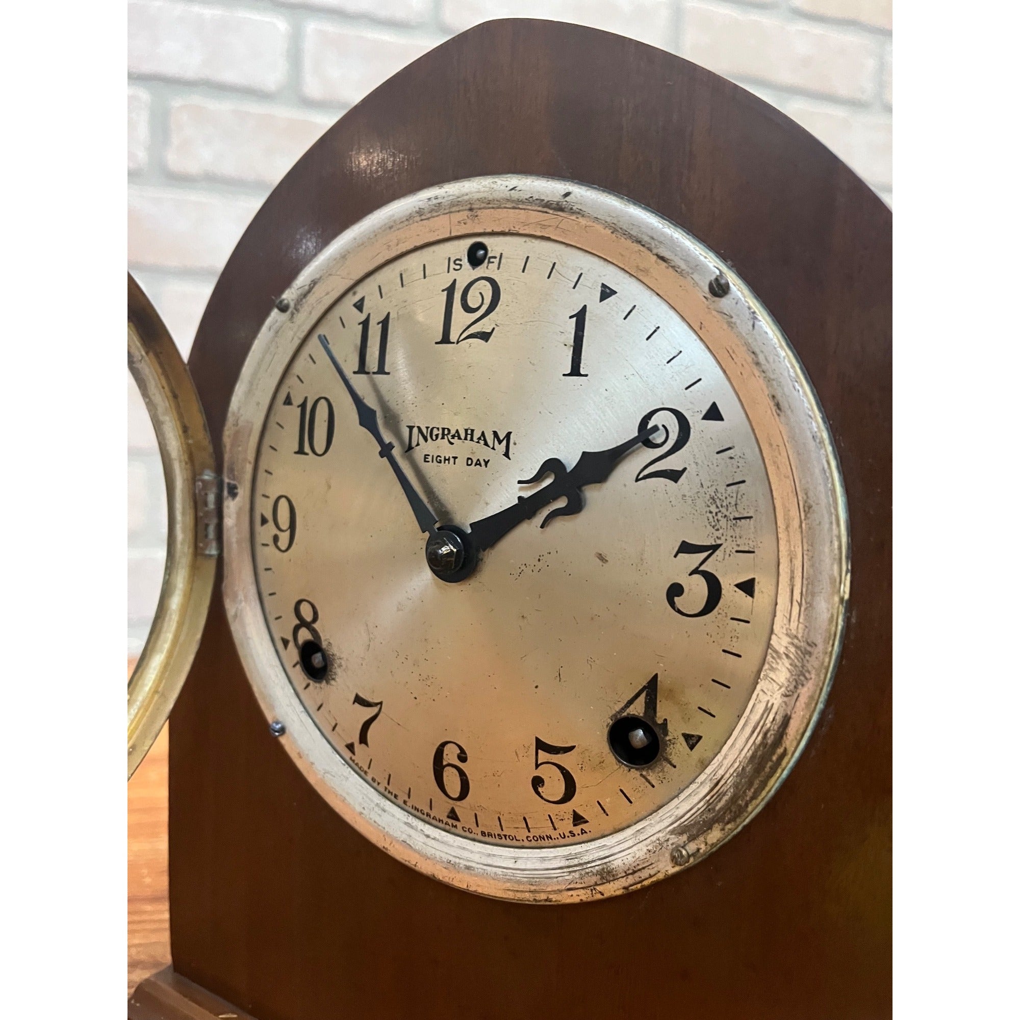 Antique Ingraham Clock 1897 Elton Beehive Steeple Shape 8-Day