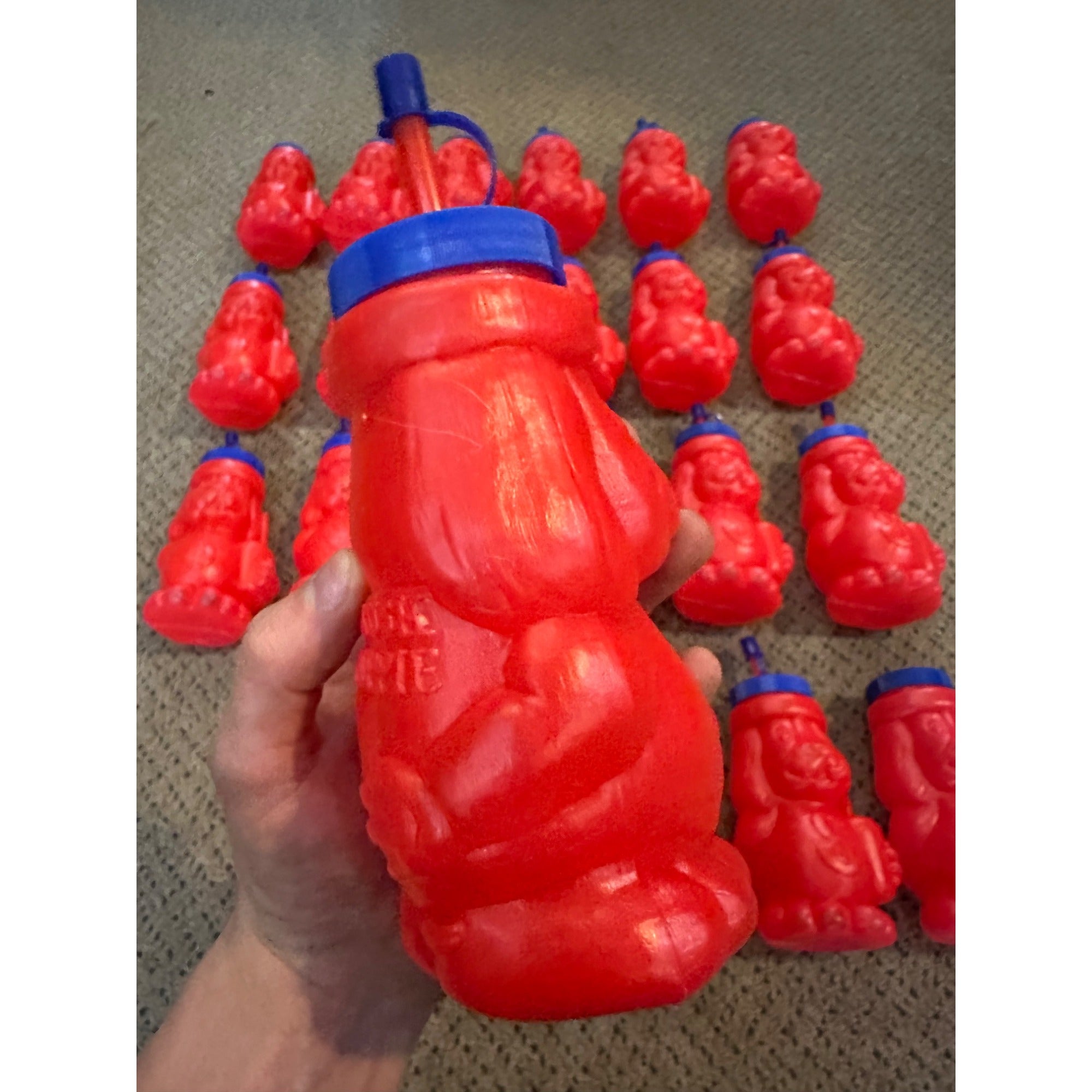 Vintage 1970s-80s Slush Puppy Dog Plastic Cups Lot (24) Retro Souvenir w/ Straws