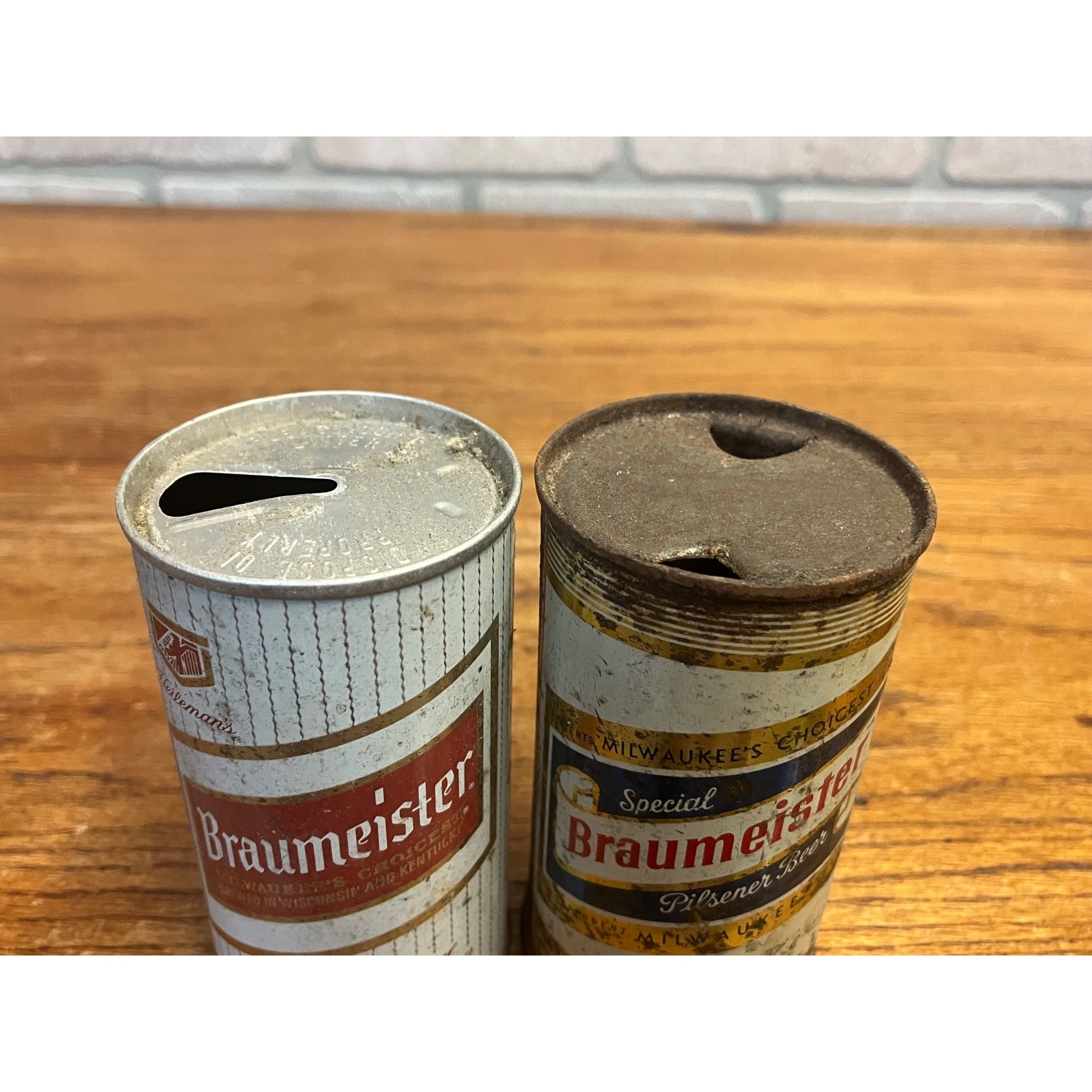 Vintage Braumeister Beer Milwaukee Wis Lot (2) Flat Top Cans - Fair Cond.