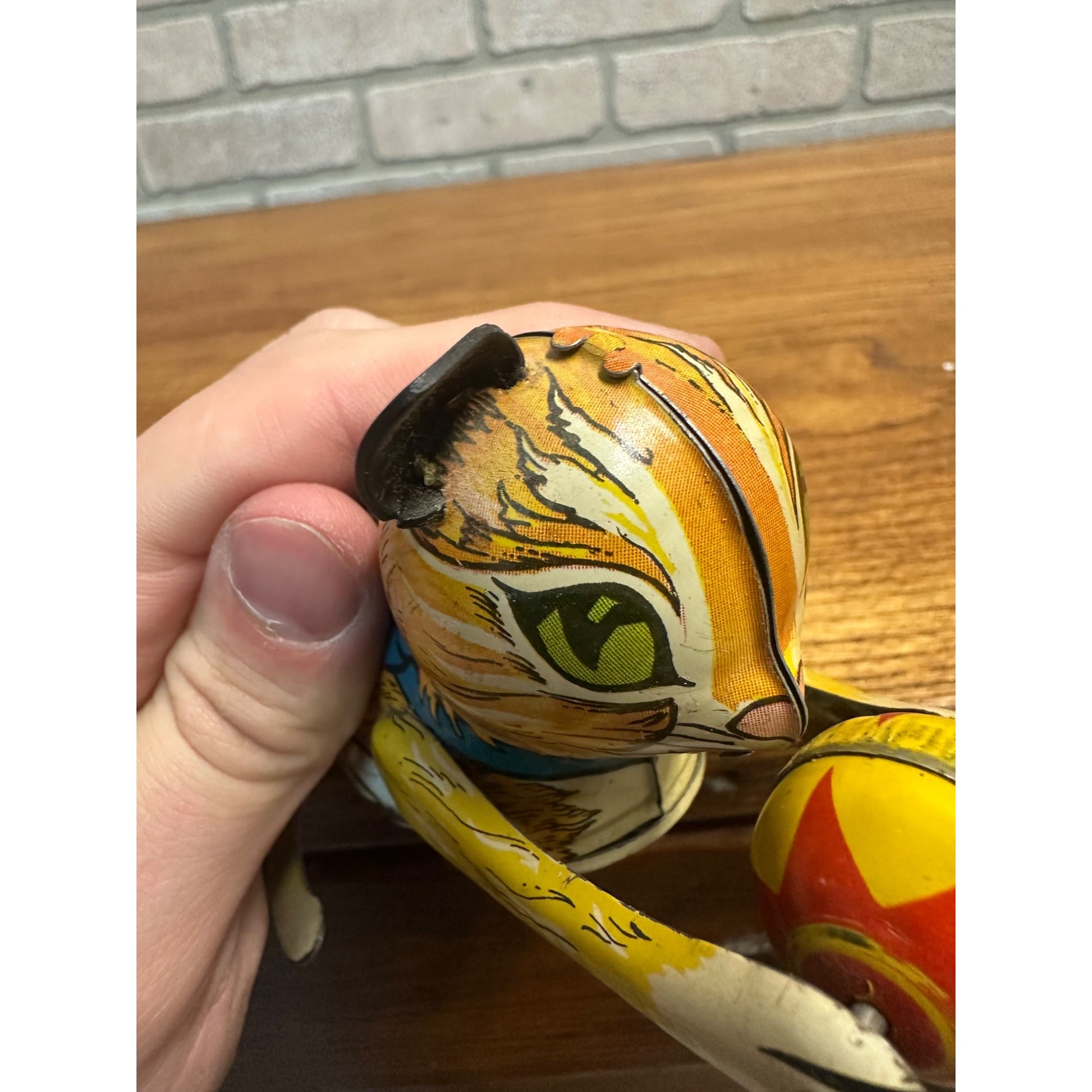 Vintage 1950s Marx Tin Litho Wind-Up Cat Chasing Ball Toy - No Key - As-Is