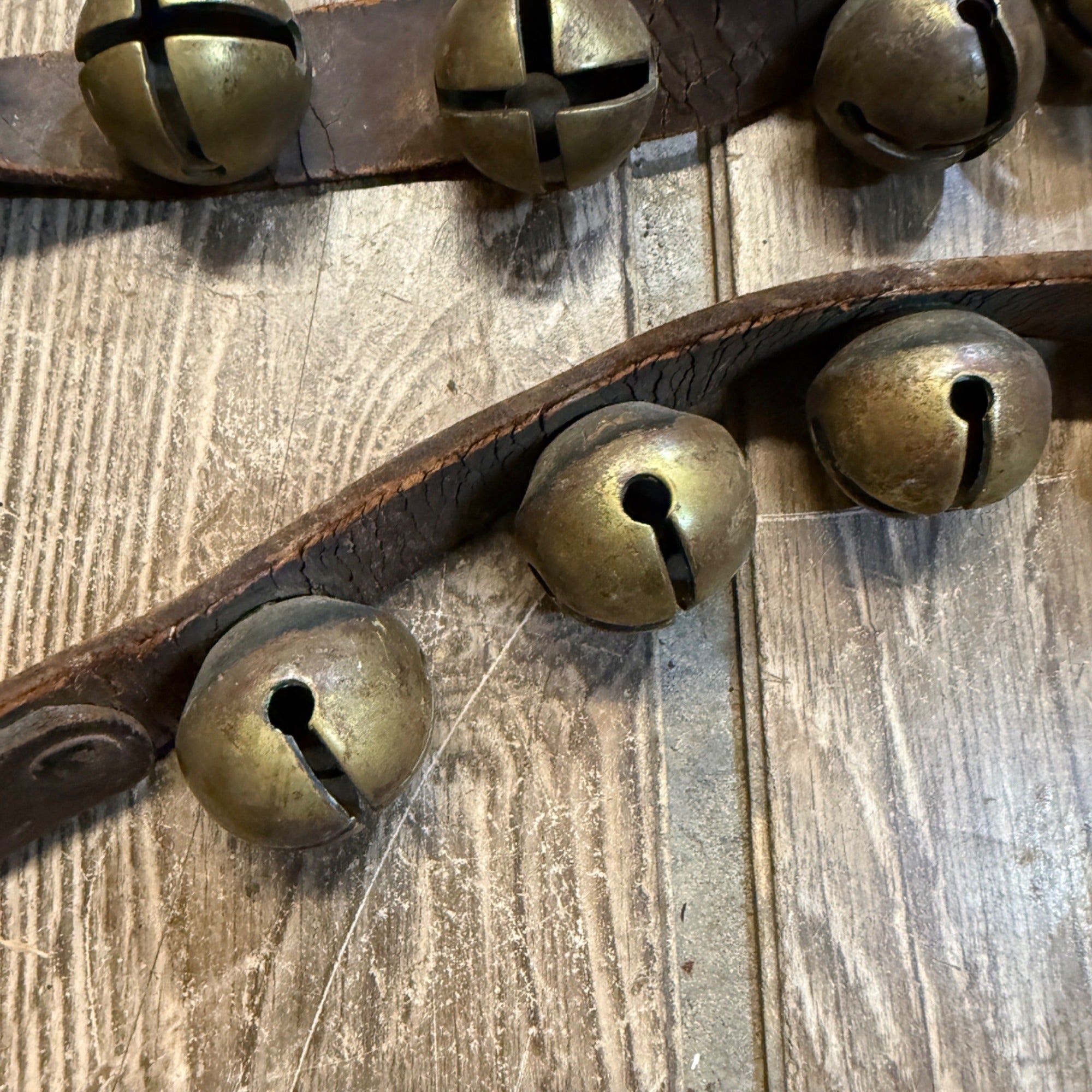 Antique Primitive Old Brass Horse Sleigh Bells Christmas 75" Long Leather