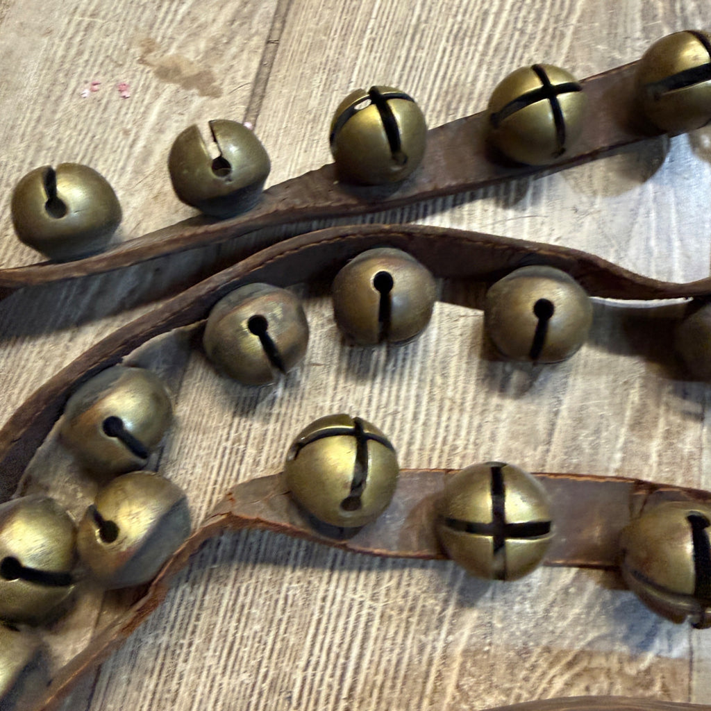 Antique Primitive Old Brass Horse Sleigh Bells Christmas 75" Long Leather