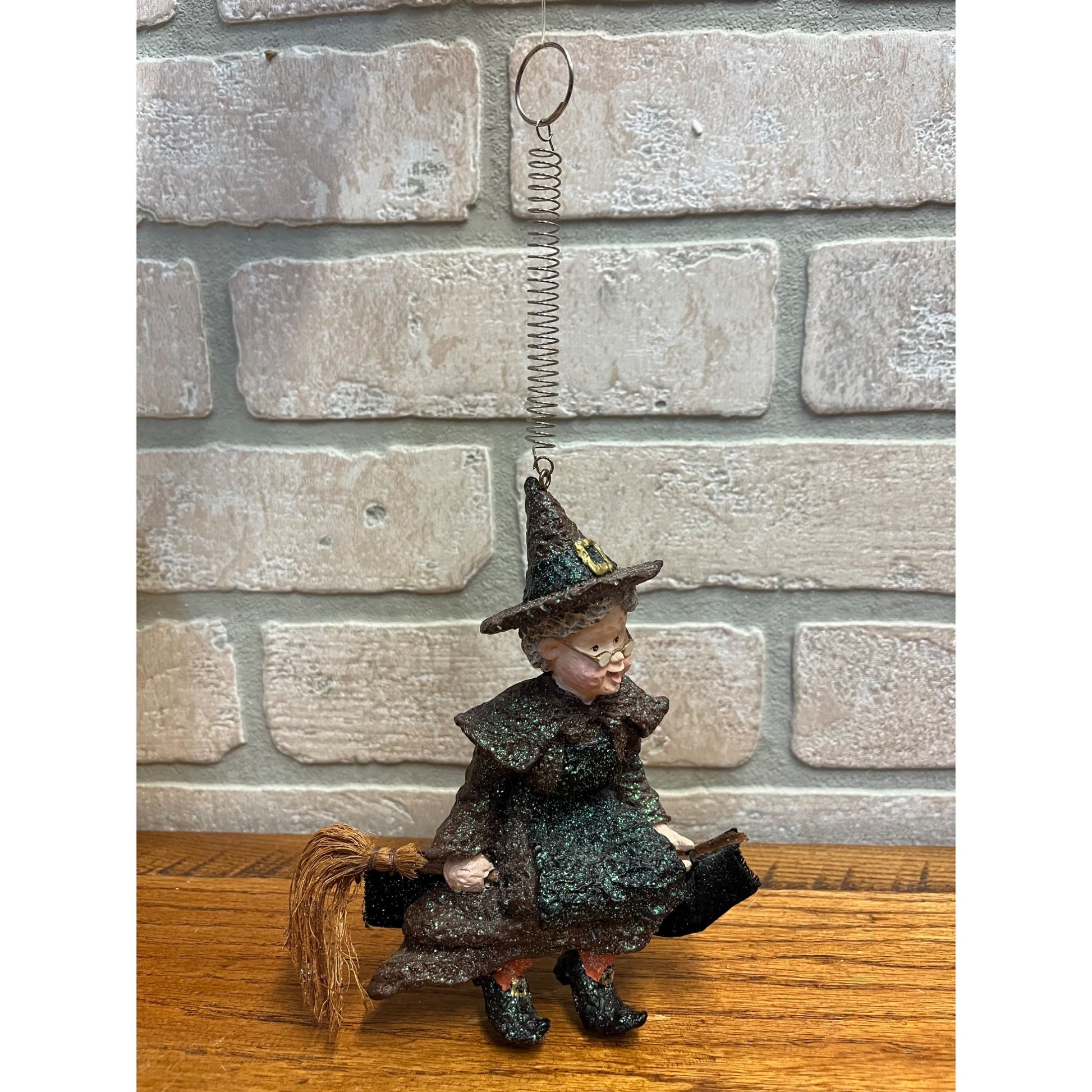 Linda Lindquist Baldwin Broomsnickle Witch Flying Broom 1997 Halloween By Enesco