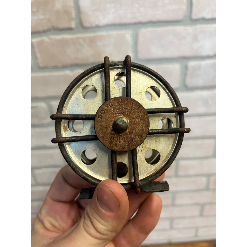 RARE Vintage SOUTHWESTERN MDSE ROYAL AMERICAN FLY REEL 3"