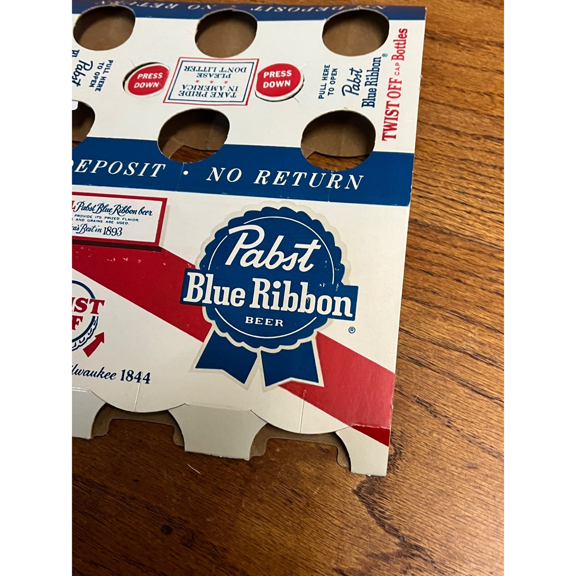 Vintage 1970s Pabst Blue Ribbon 6-Pack Beer Bottle Carrier Milwaukee Twist Off