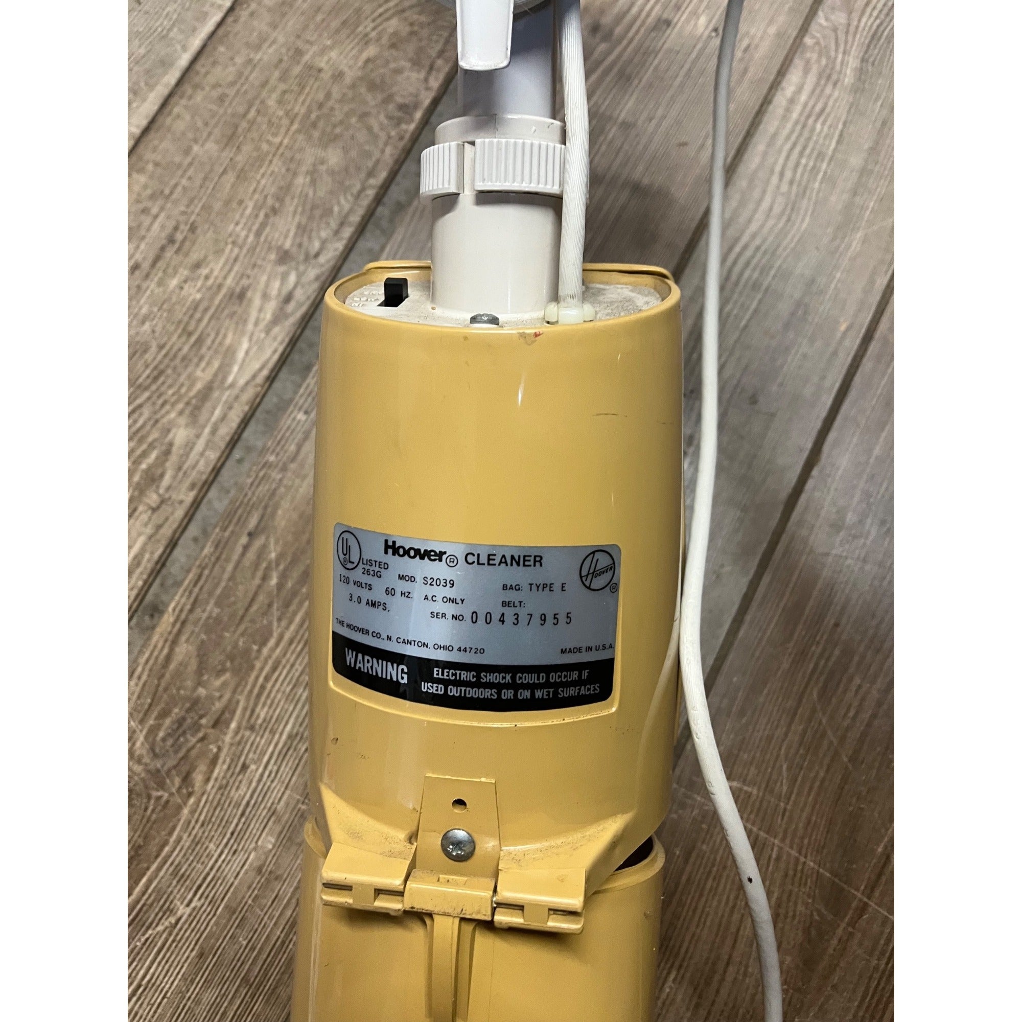 Hoover 2-Speed Quik Broom Quiet Series Vacuum Cleaner Works W/ Extra Bags