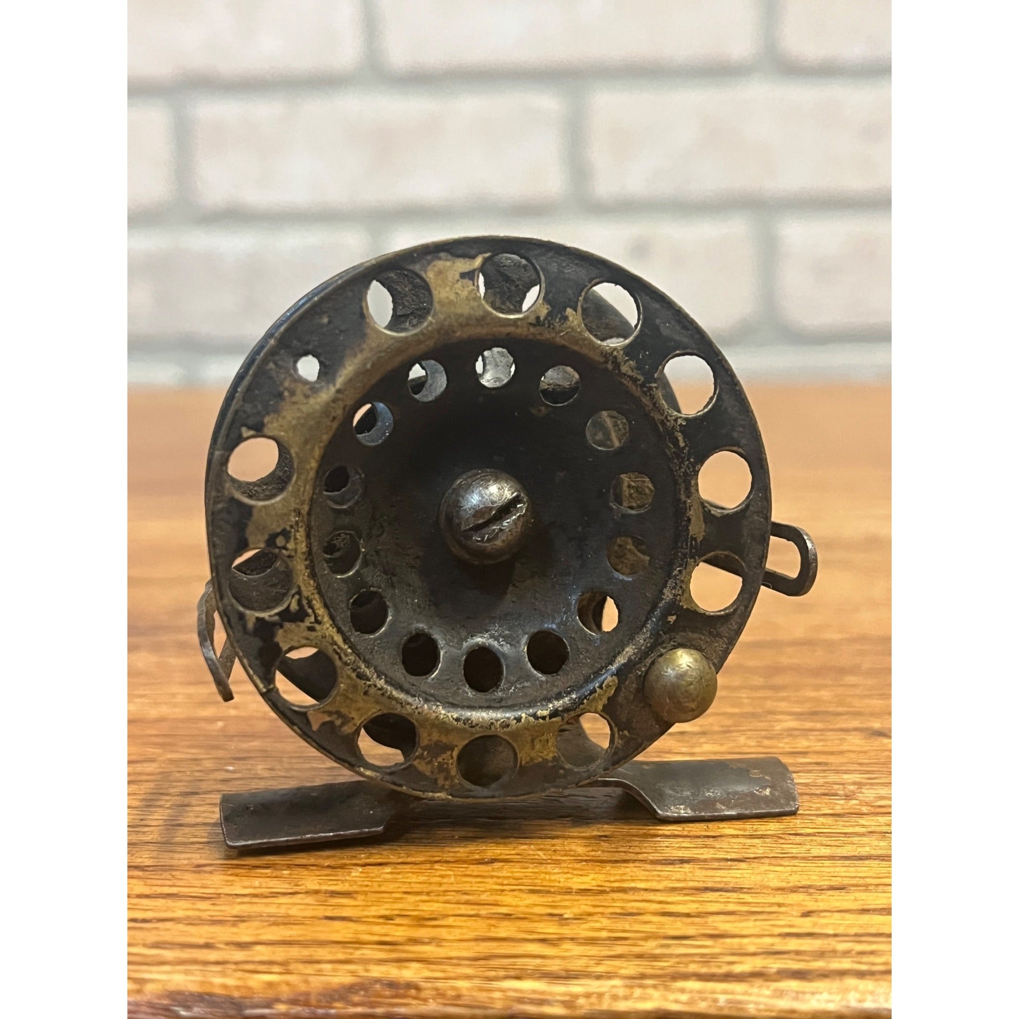 Antique Metal Fly Fishing Reel Circa 1920's Angling Early Tacklebox Gear