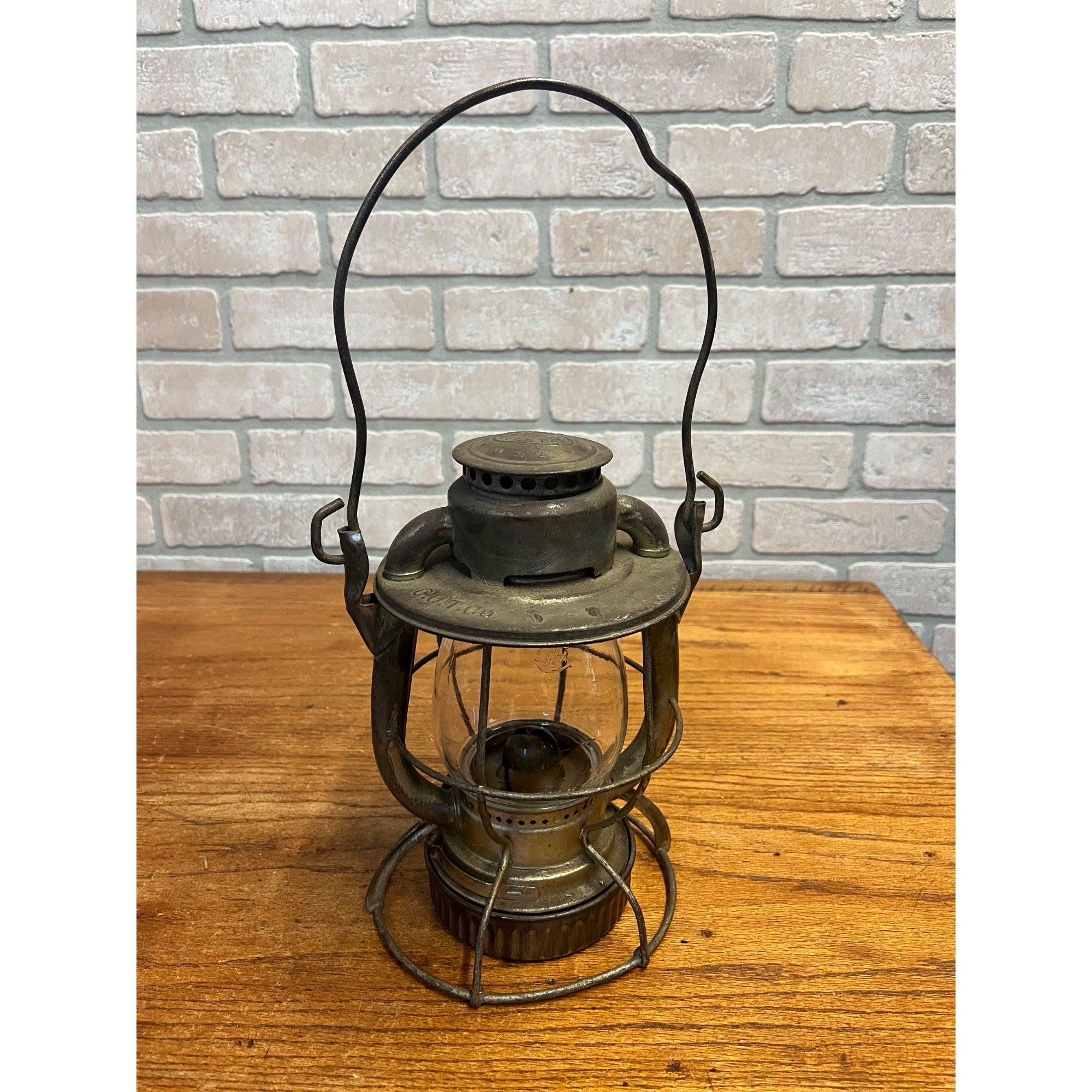 Original RARE 1920s Cleveland Union Terminal Railroad Lantern Dietz Vesta CUT