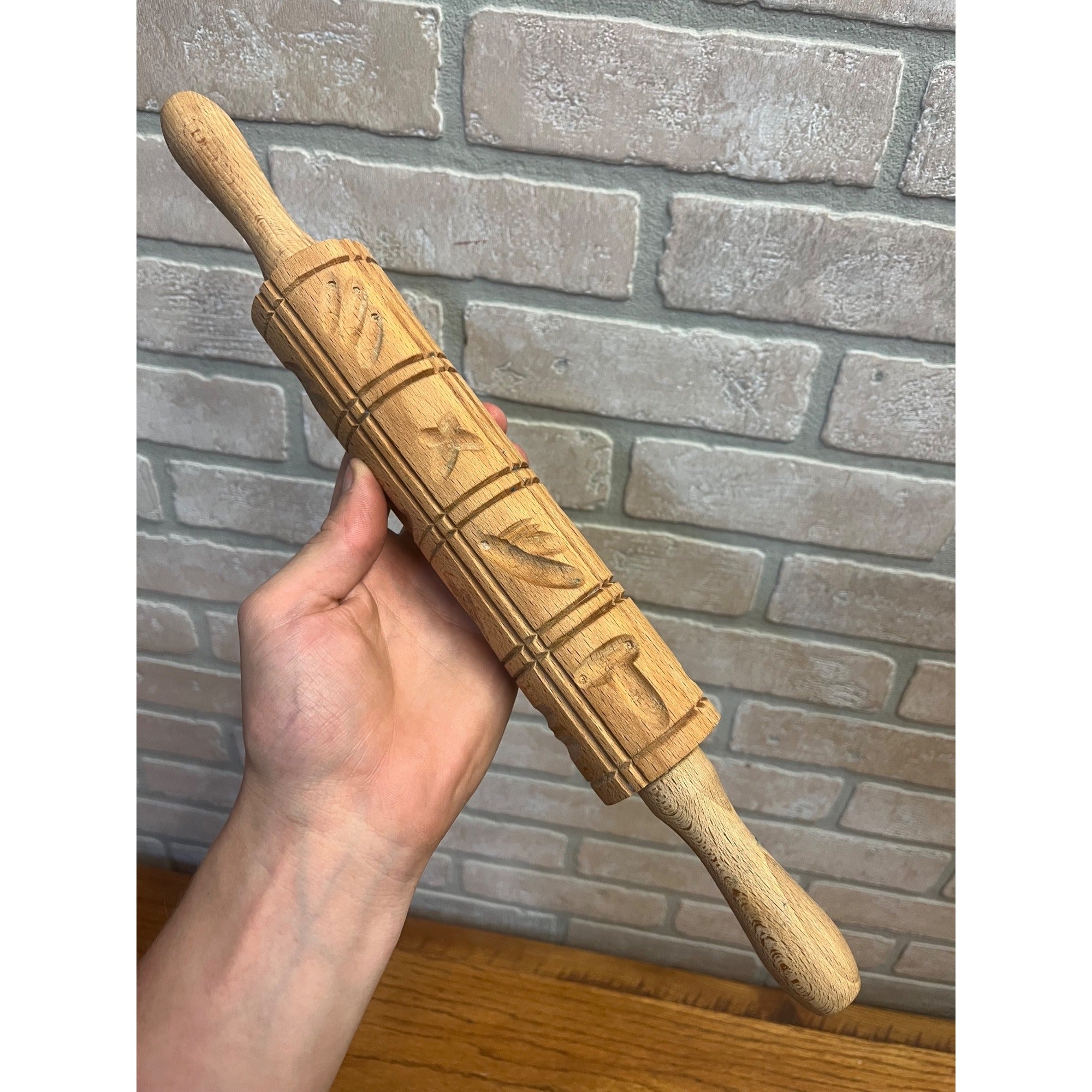 Vintage Wooden Embossed Rolling Pin Hand-carved Cookie Stamp Primitive Kitchen Decor Folk Art