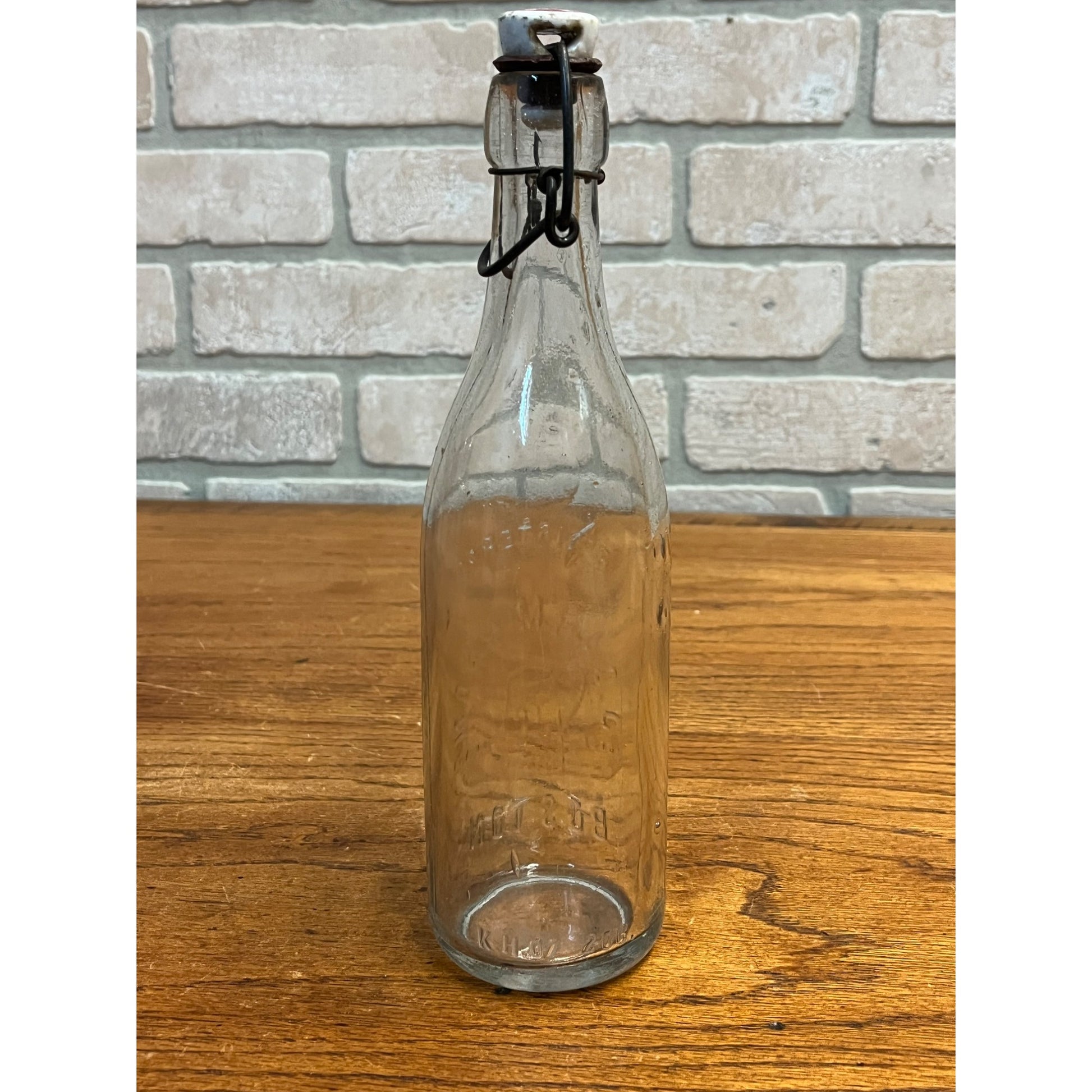 J. Gahm & Son Schlitz Blob Top Beer Bottle Boston Mass. w/ Porcelain Stopper