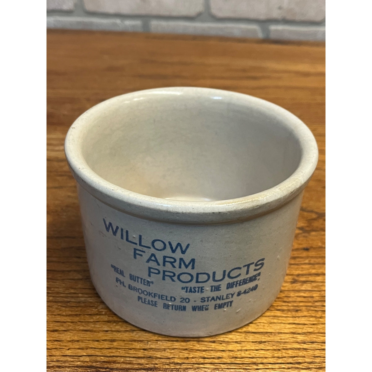 Vintage Willow Farm Products Stoneware Butter Advertising 2lb Brookfield IL