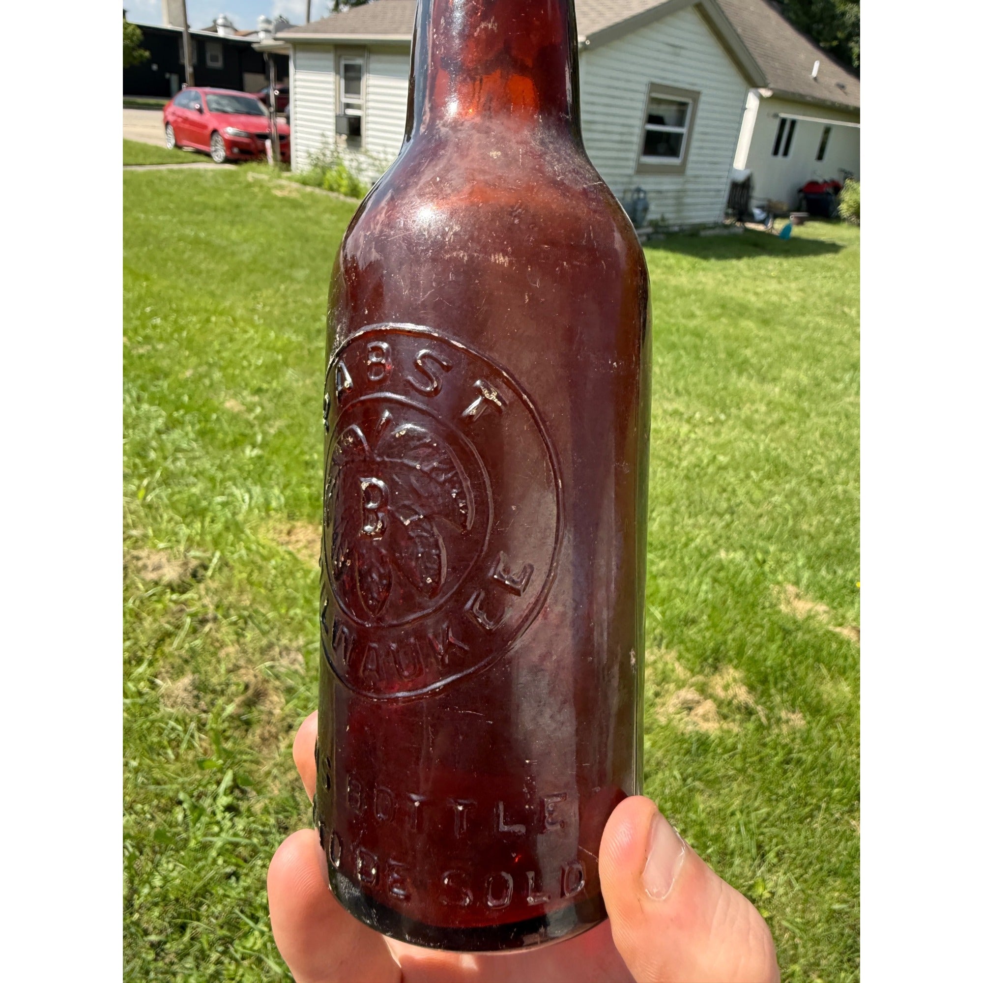 Antique 1900s  Amber Pabst Brewing Company Milwaukee Bottle Embossed