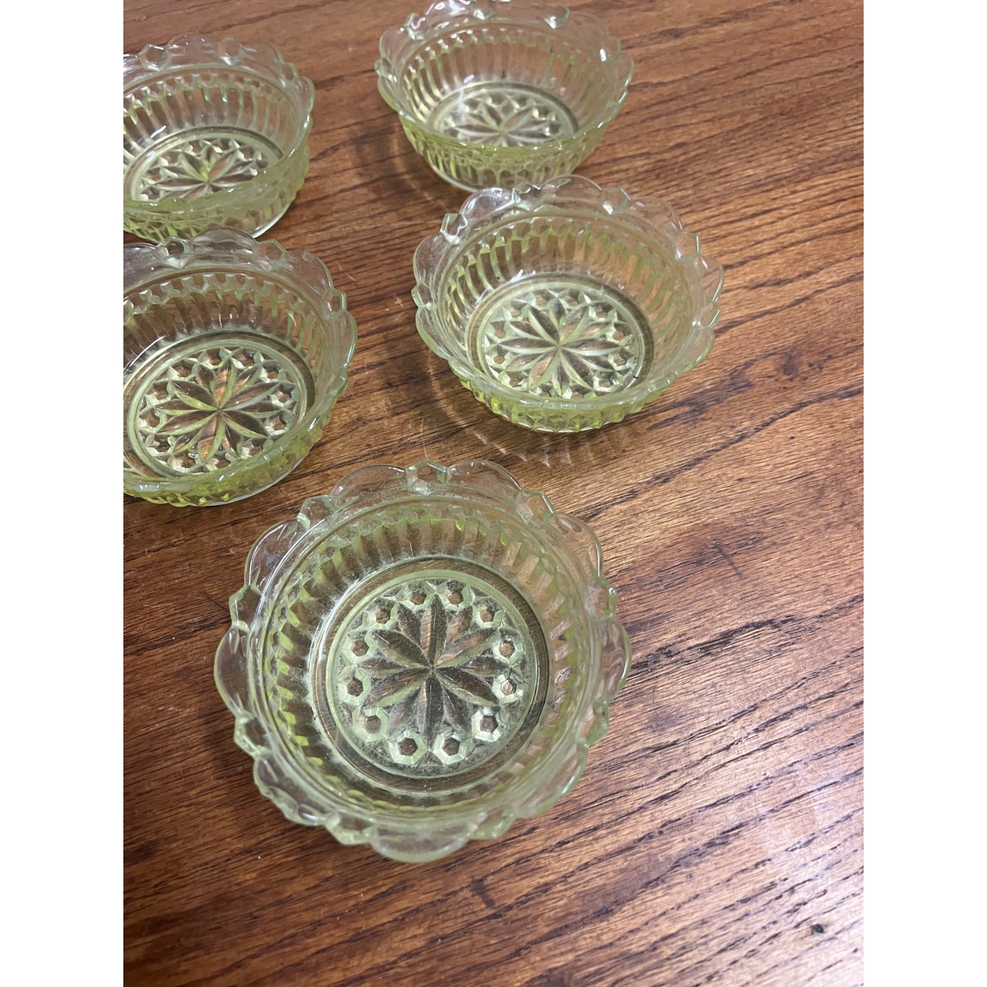 Antique EAPG Green Uranium Glass Set (5) Dessert or Sauce Bowls 4"