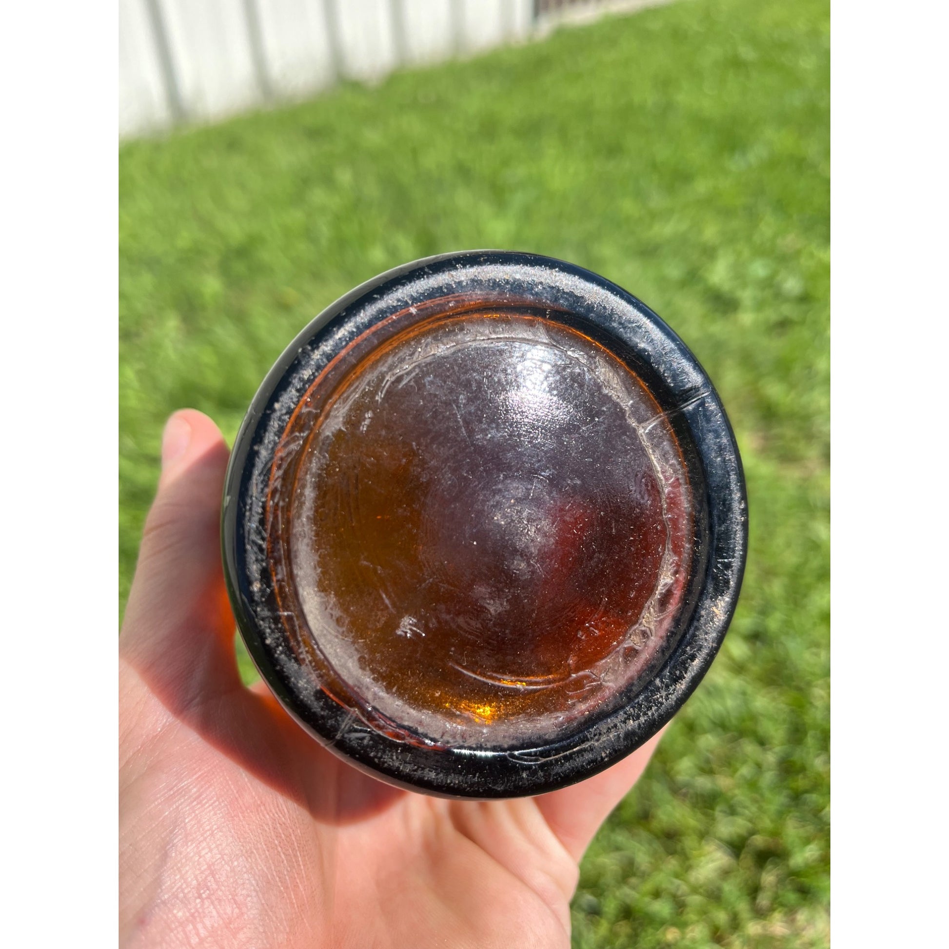 Vintage Consumers Brewing Company Newark Ohio Amber Quart Bottle