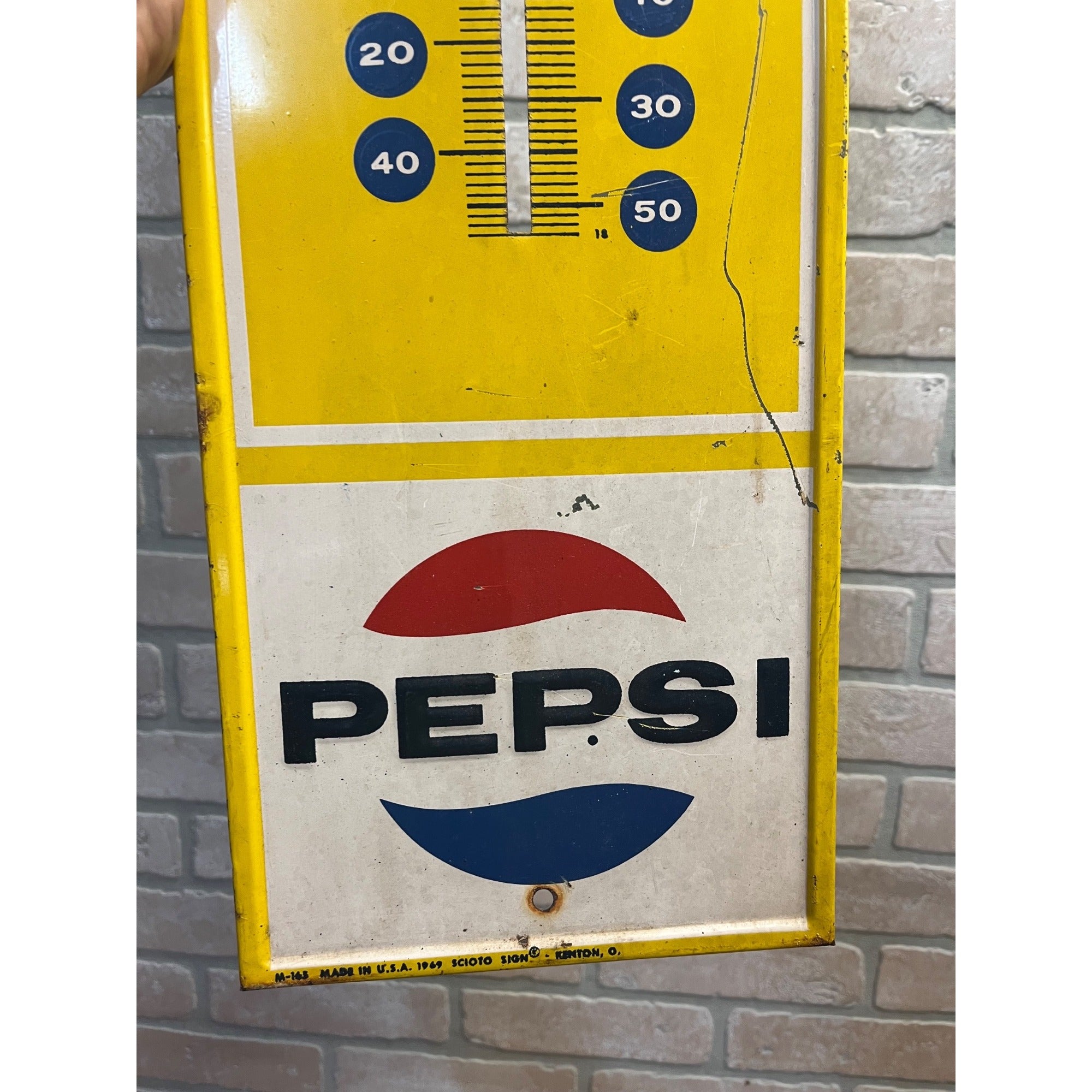 Vintage 1969 Say “Pepsi” Please Metal Yellow Advertising Thermometer Sign As-Is