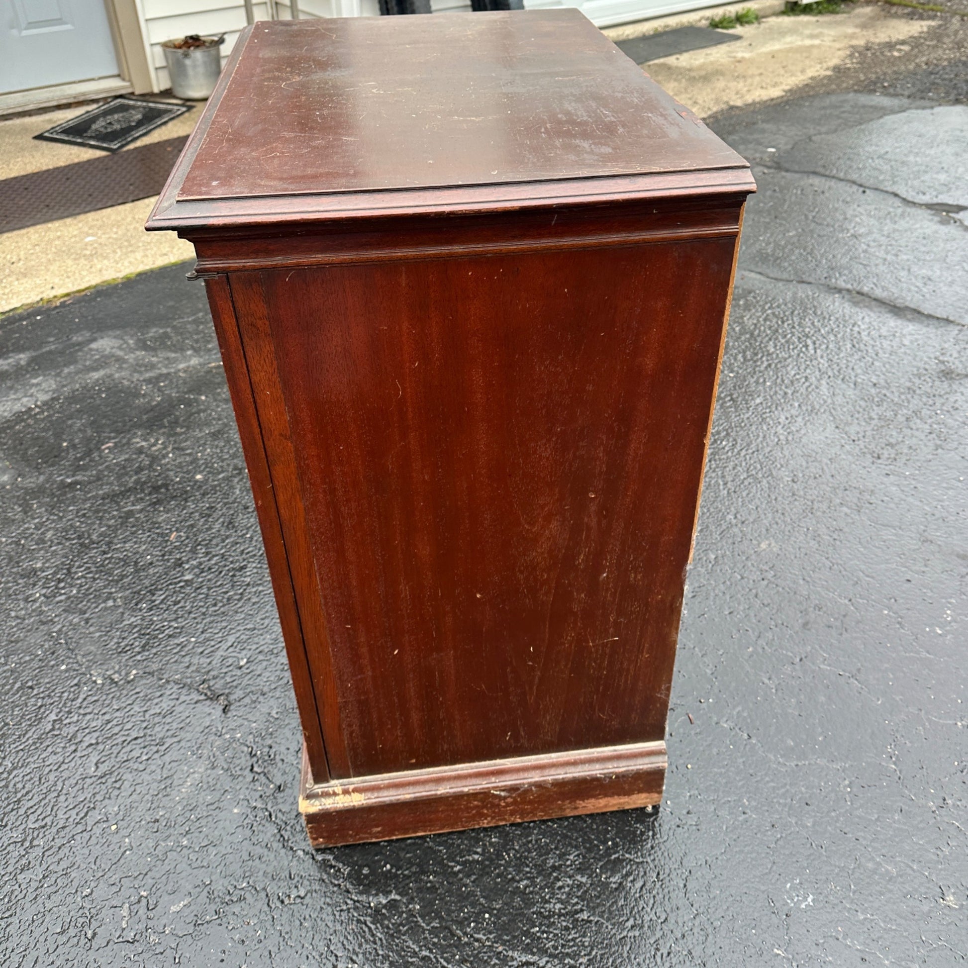 1940s- 1950s Magnavox Record Radio Cabinet Wine Rack Storage Vinyl Records