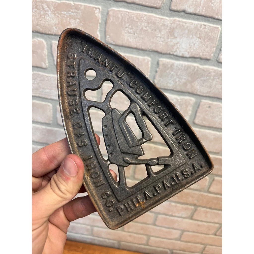 Vintage IWANTU Comfort Iron Strause Gas Sad Iron  No. 6.  w/ Trivet 1910