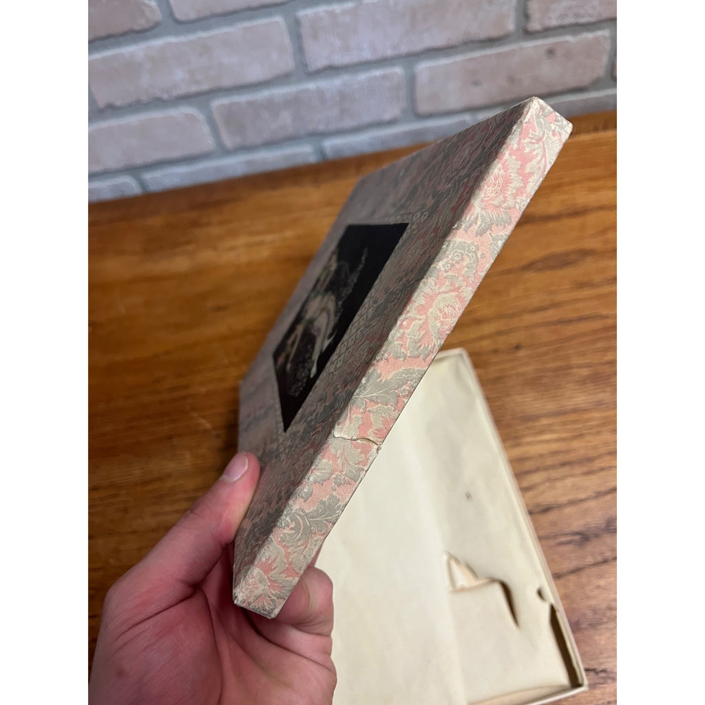 Vintage Valor Hosiery Company Stockings Lingerie Silk Hose Box Art Deco Nouveau