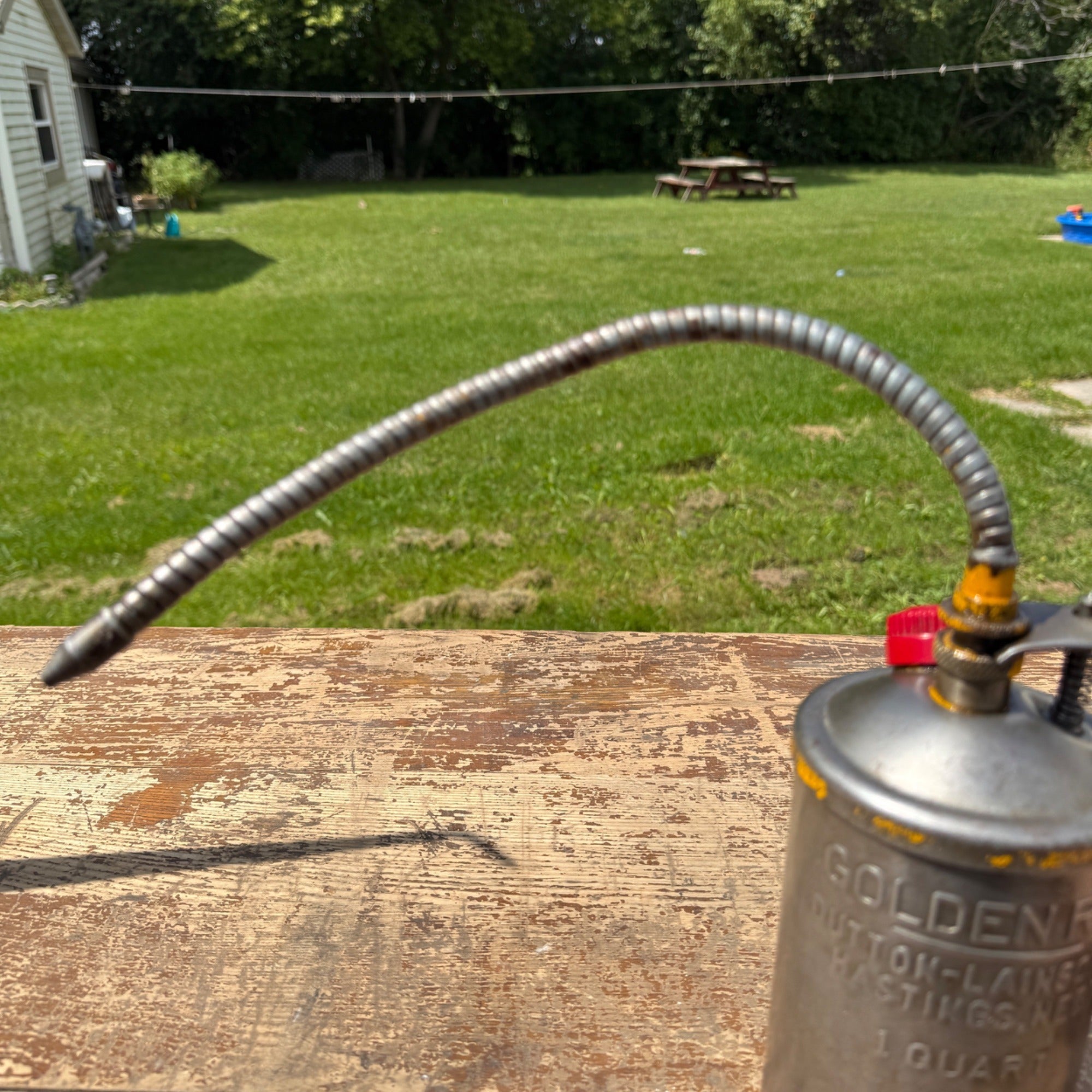Vintage Dutton Lainson Golden Rod Oil Can Flexible Spout 1 quart Thumb Pump