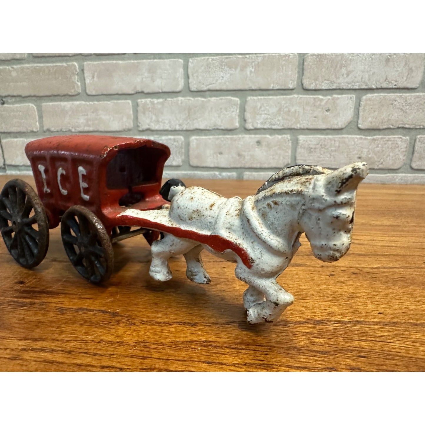 Antique Vintage Heavy Cast Iron Toy Horse Drawn Ice Wagon Stage Coach Hubley?