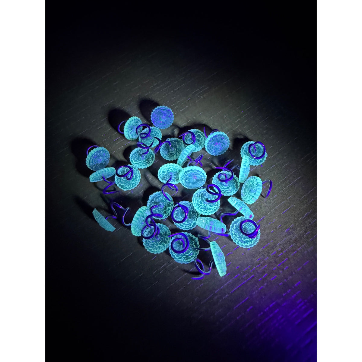 Vintage UV Reactive Plastic Flower Buttons Corkscrew Spiral Shank Lot Upholstery Fabric